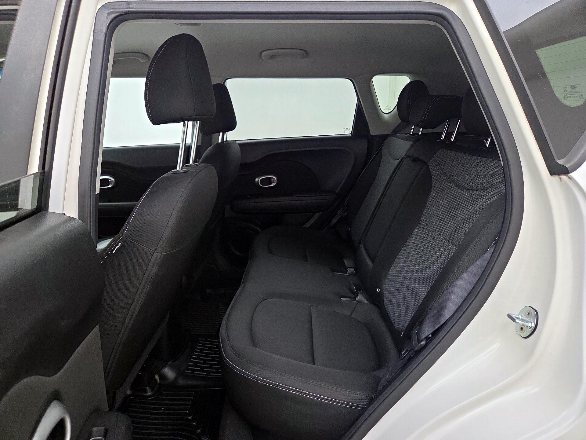 Thumbnail: 2017 Kia Soul - 19