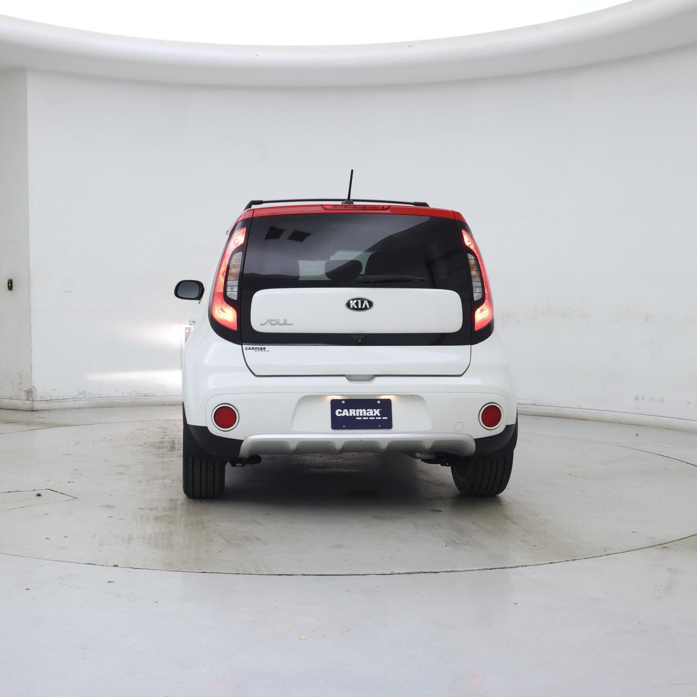 Thumbnail: 2017 Kia Soul - 6