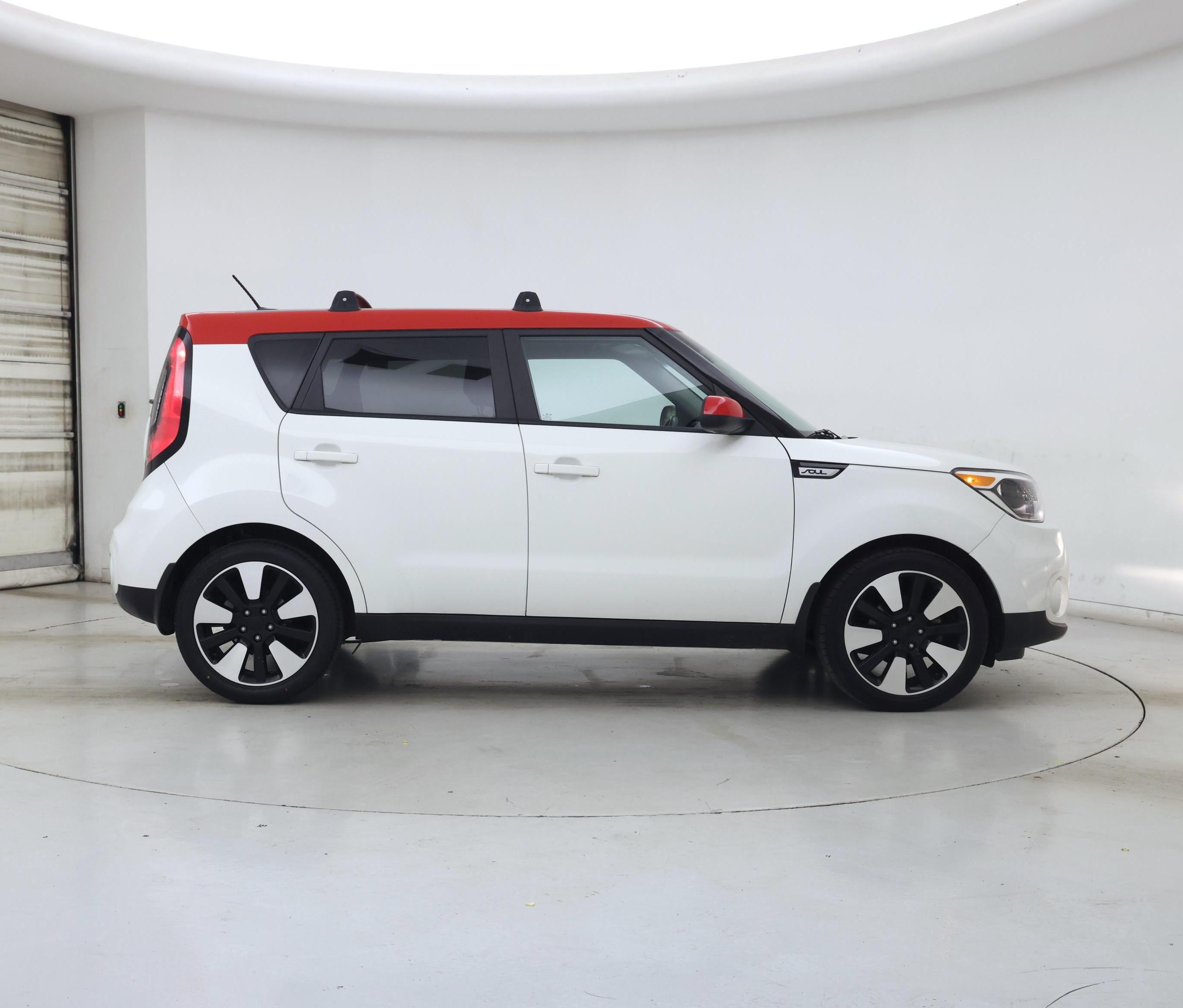 Thumbnail: 2017 Kia Soul - 7