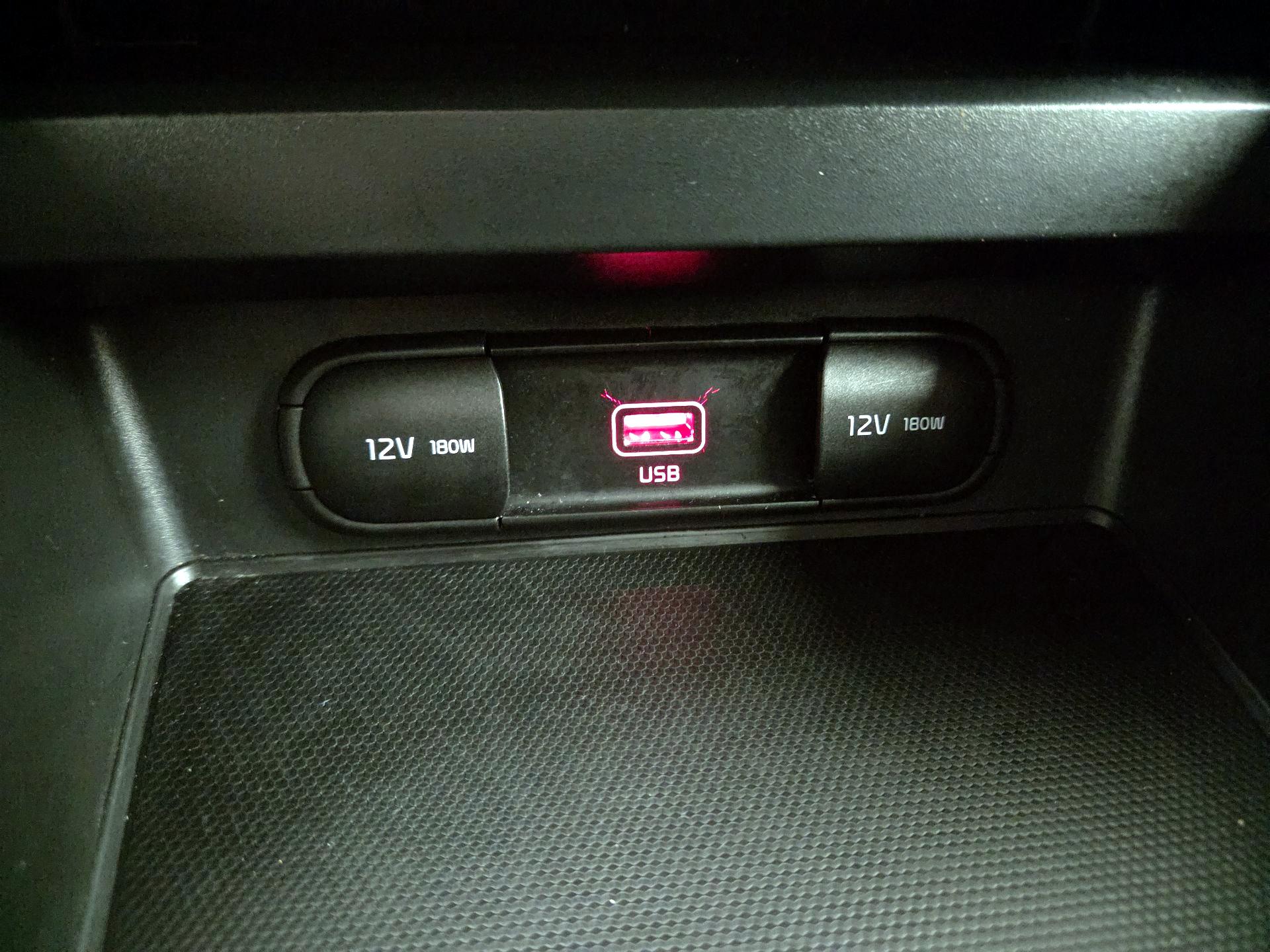 Thumbnail: 2022 Kia Soul - 16