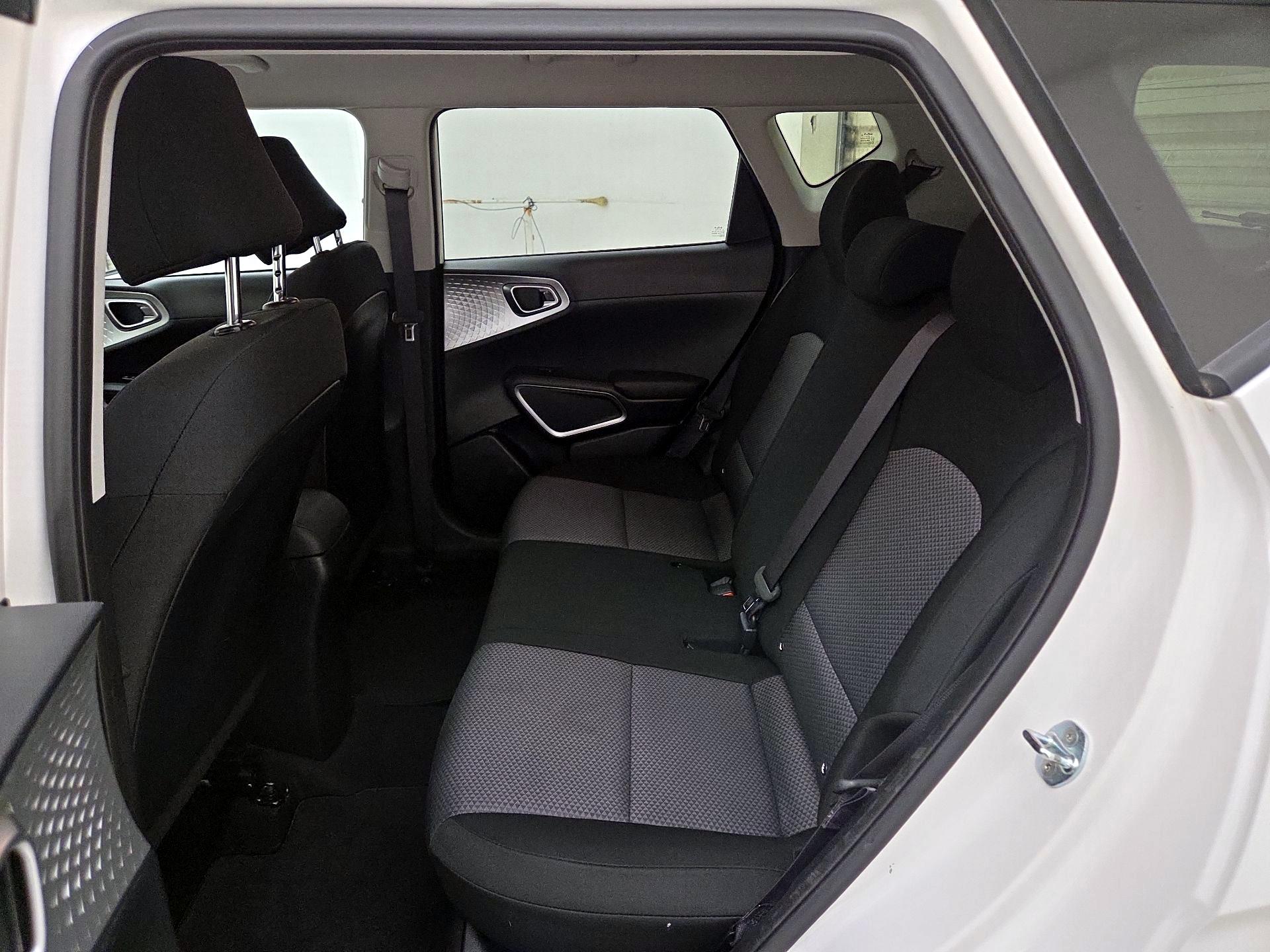 Thumbnail: 2022 Kia Soul - 17