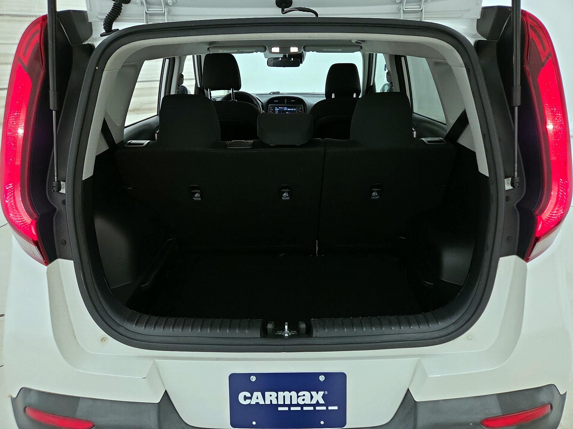 Thumbnail: 2022 Kia Soul - 18