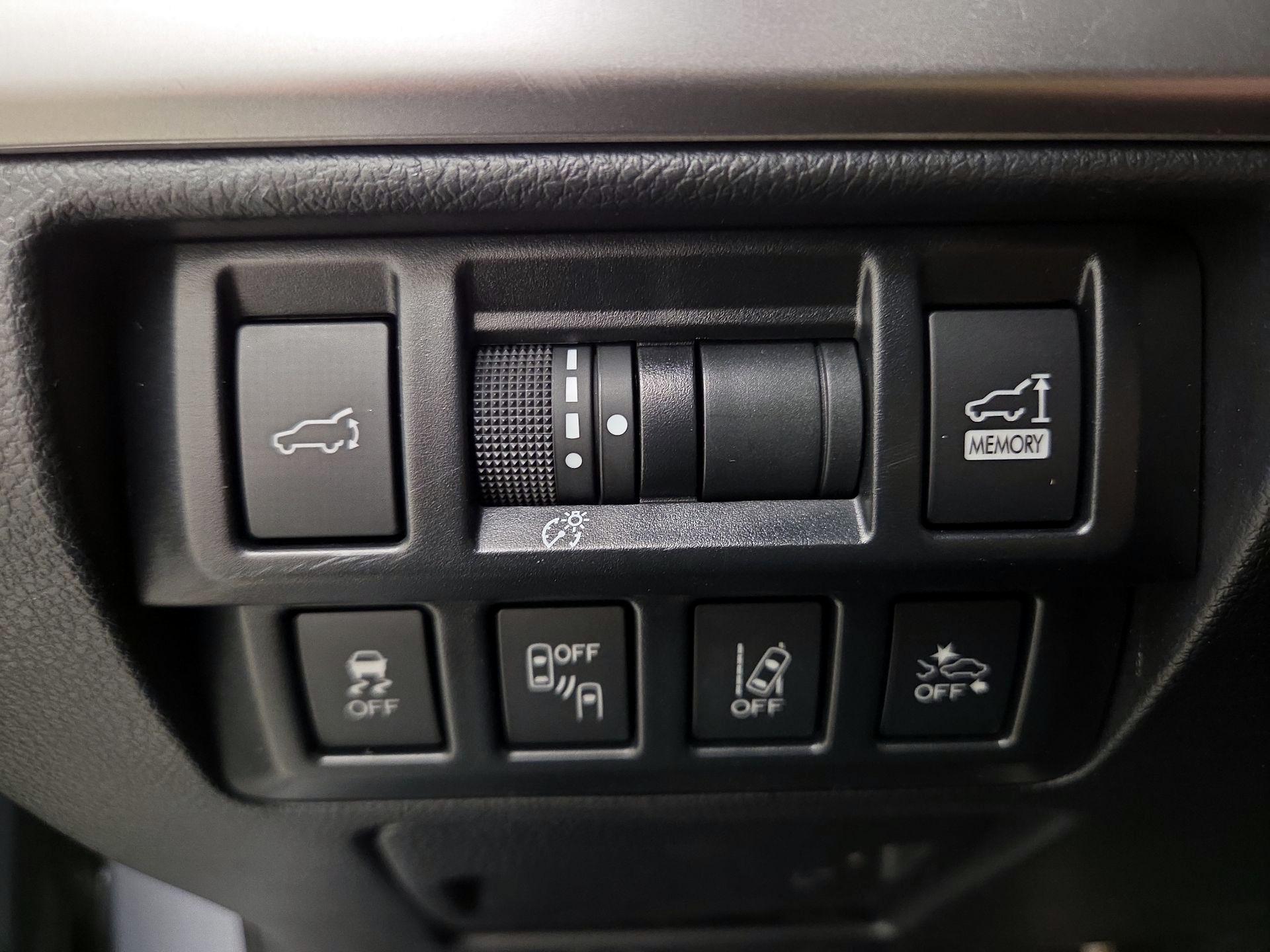 Thumbnail: 2019 Subaru Outback - 13