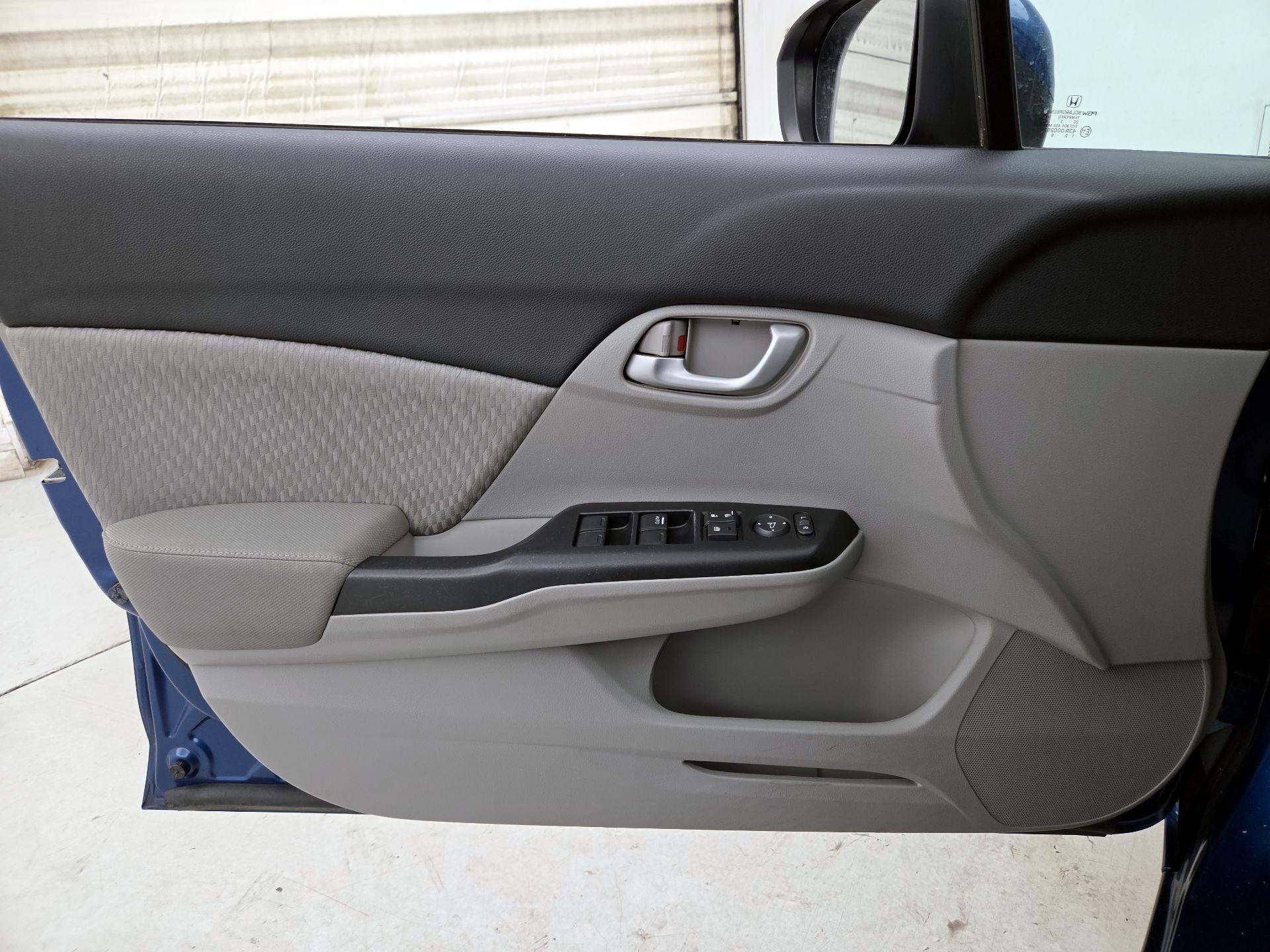 Thumbnail: 2014 Honda Civic - 12