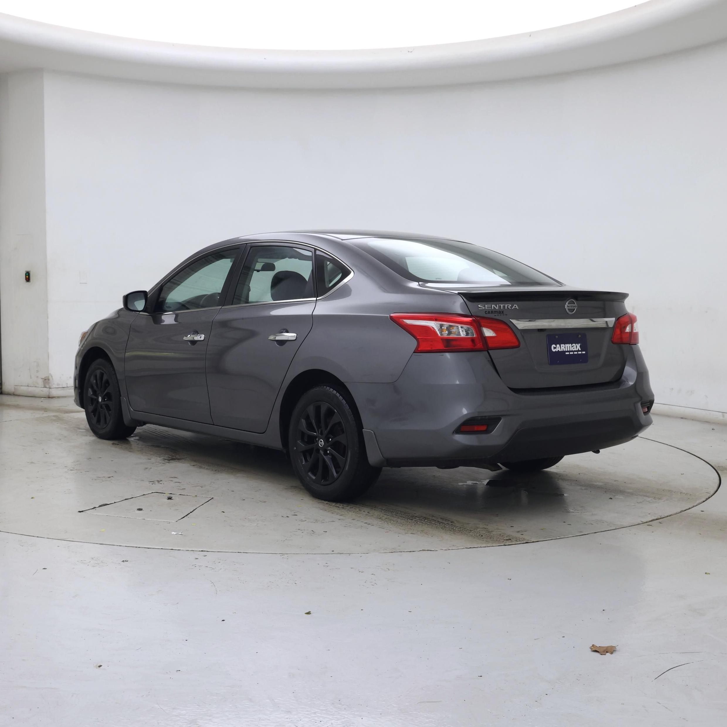 Thumbnail: 2018 Nissan Sentra - 2