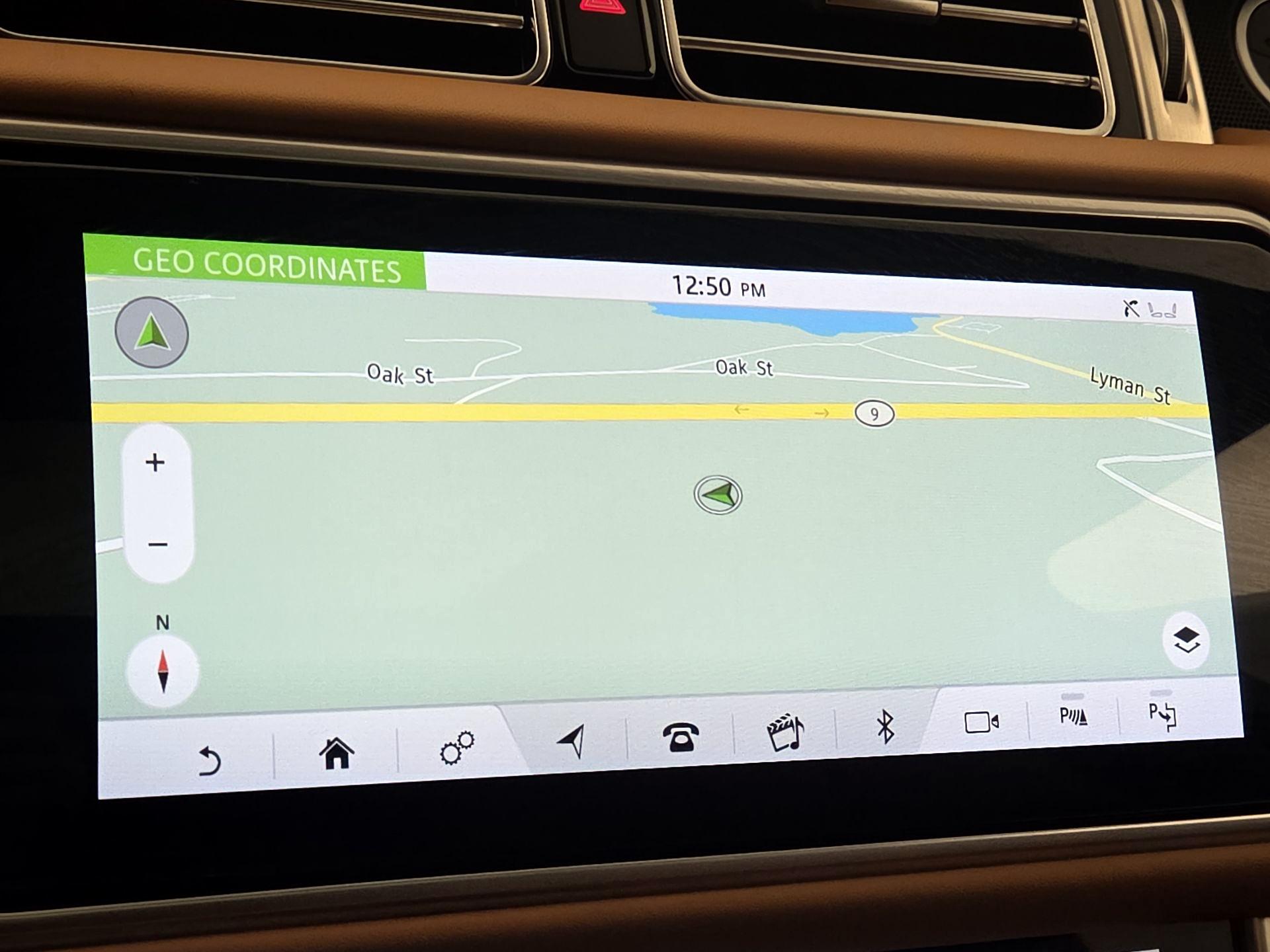 Thumbnail: 2018 Land Rover Range Rover - 14