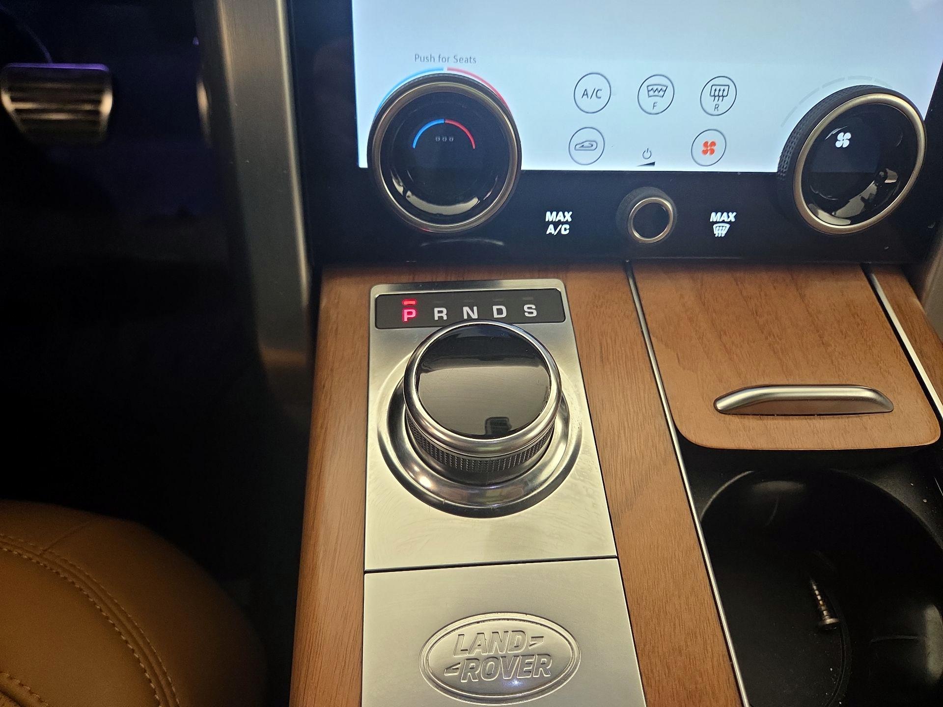 Thumbnail: 2018 Land Rover Range Rover - 18