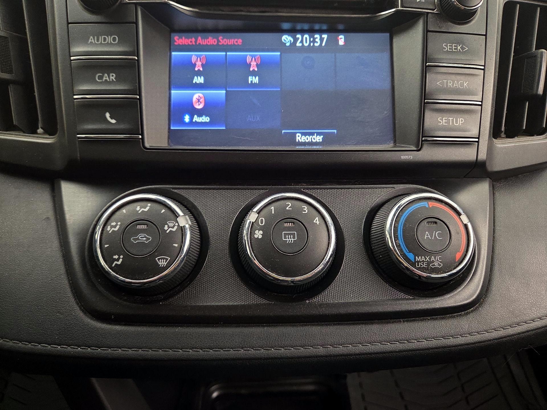 Thumbnail: 2017 Toyota RAV4 - 16
