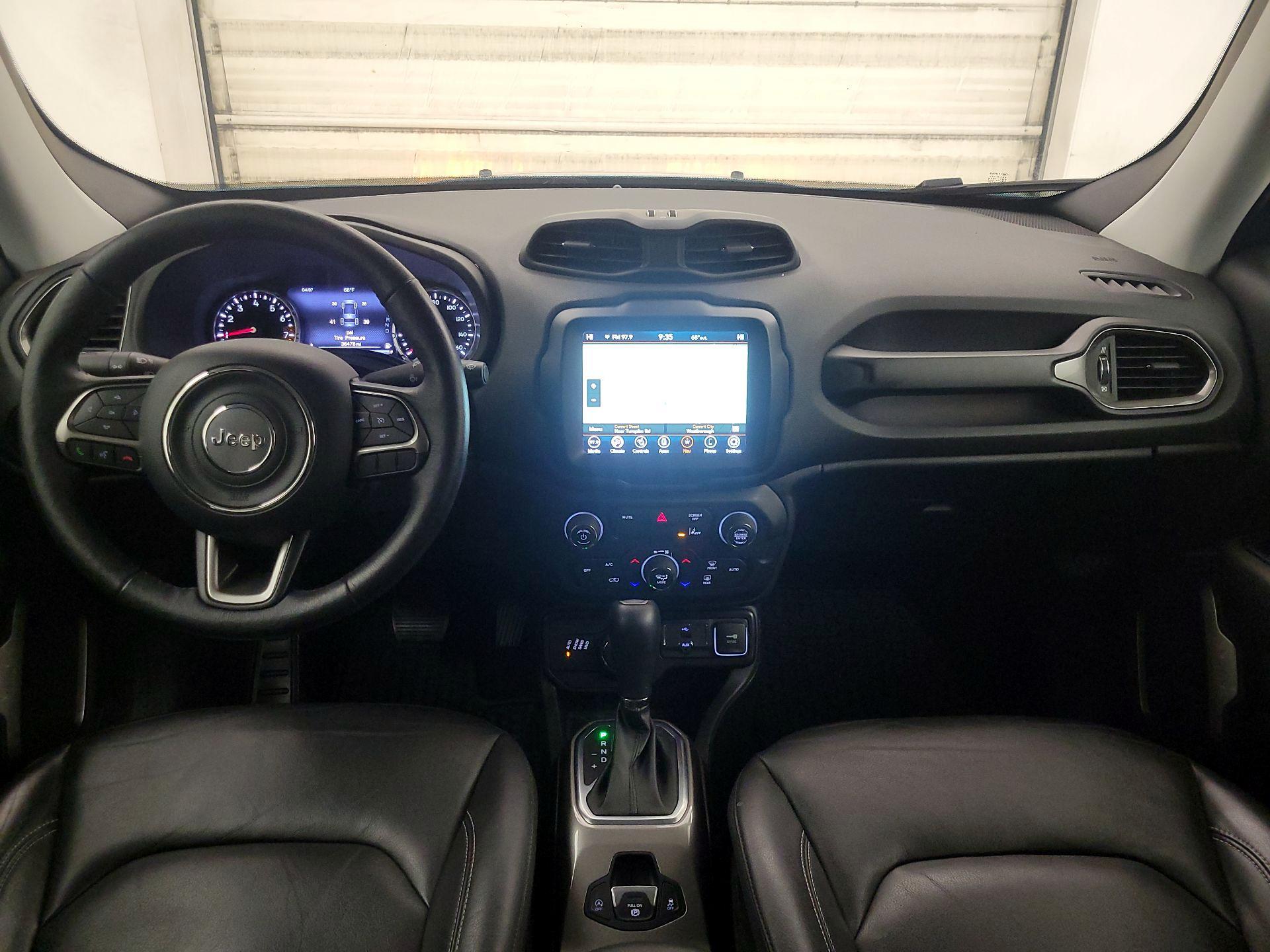 Thumbnail: 2022 Jeep Renegade - 9