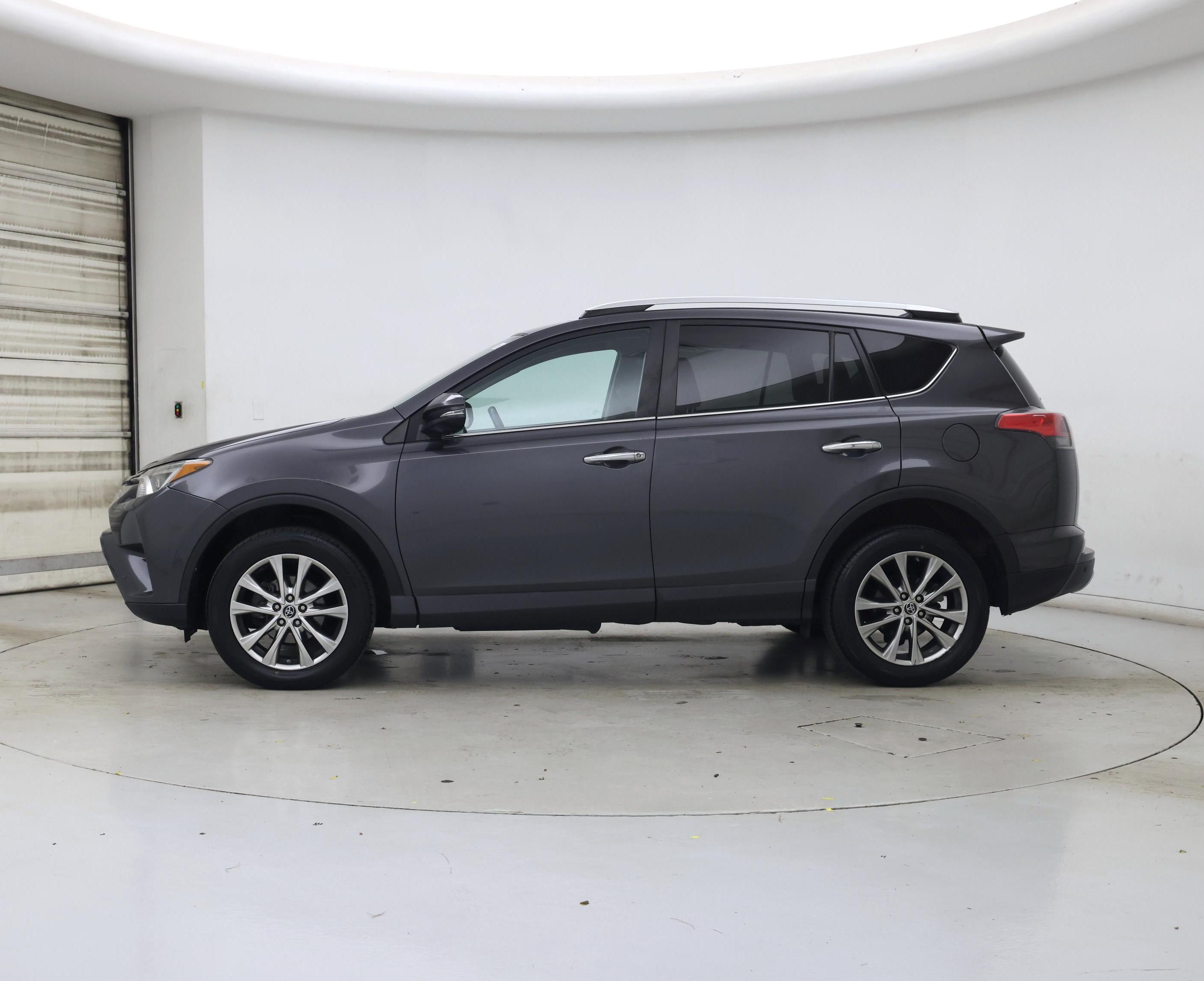 Thumbnail: 2016 Toyota RAV4 - 3