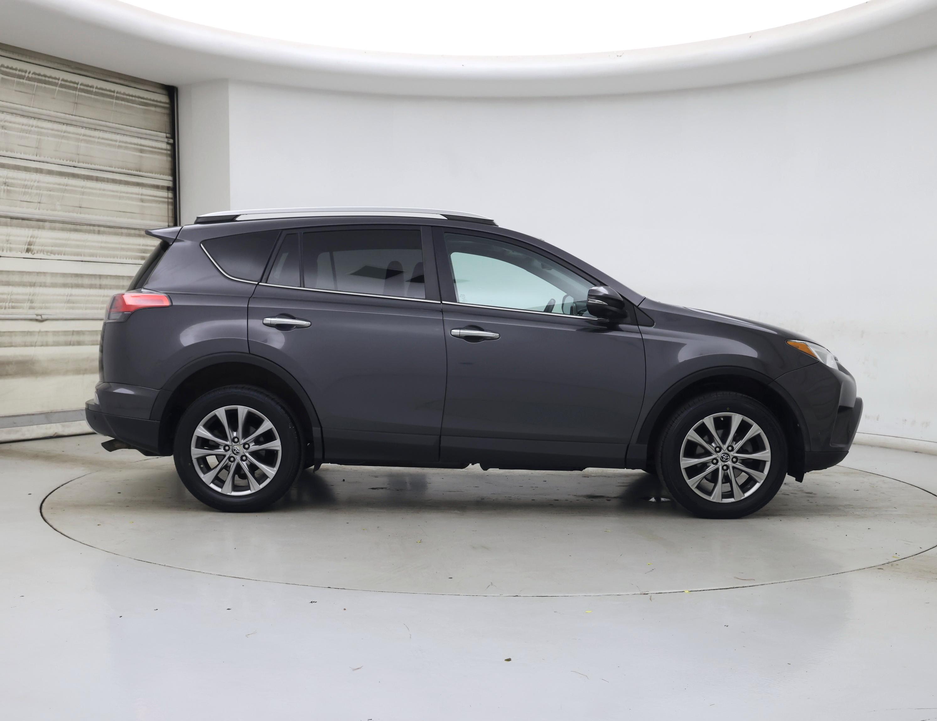 Thumbnail: 2016 Toyota RAV4 - 7