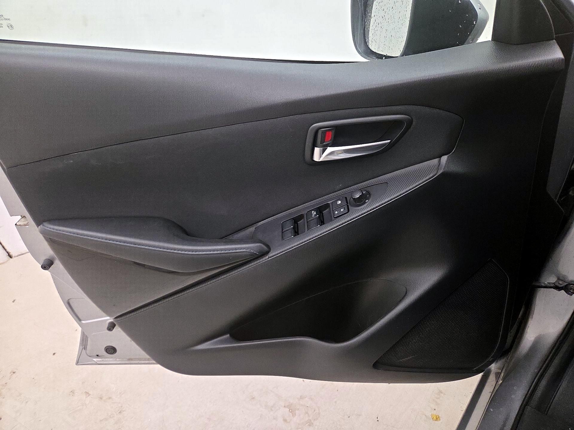 Thumbnail: 2016 Scion iA - 12