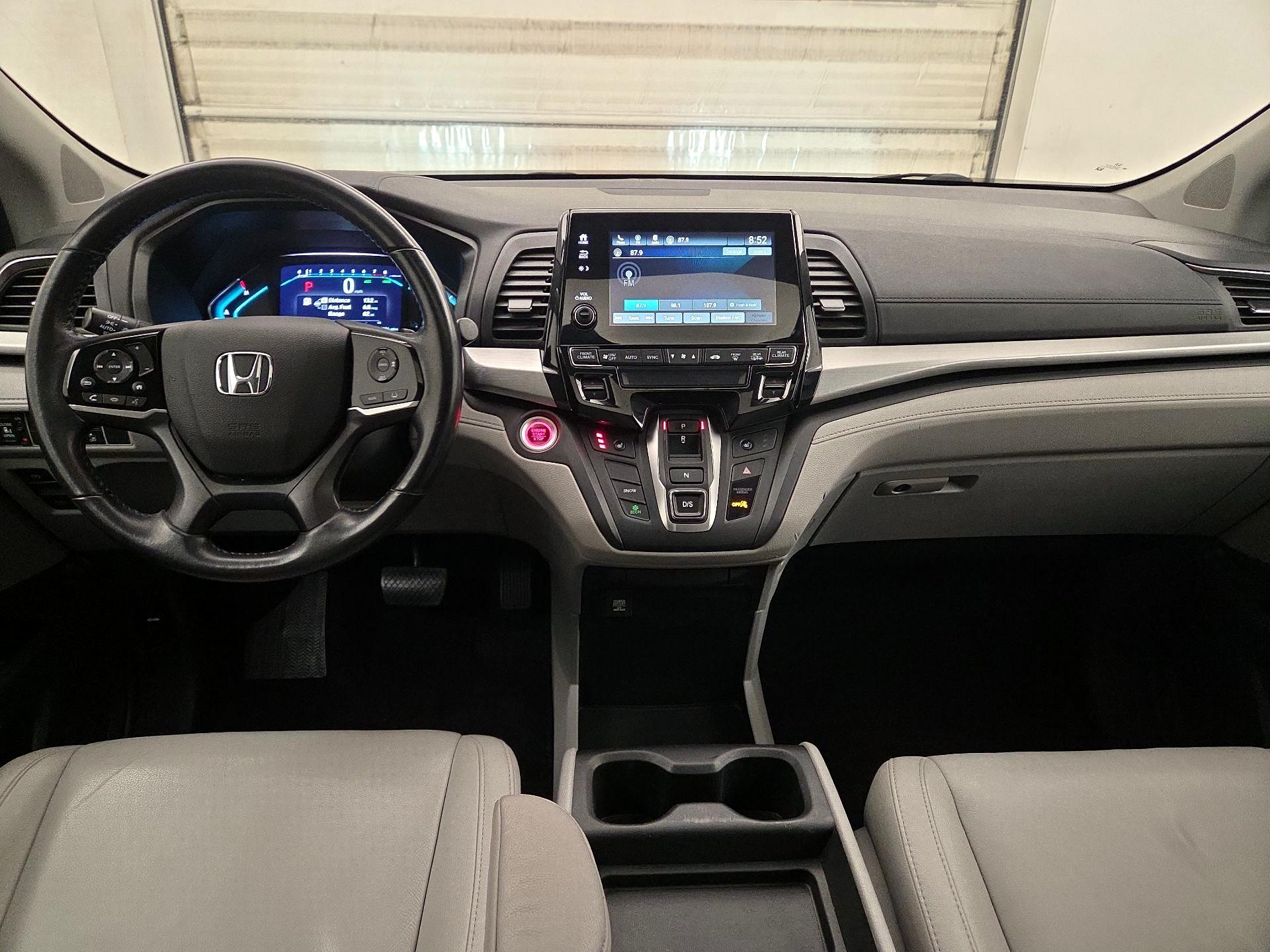 Thumbnail: 2018 Honda Odyssey - 9