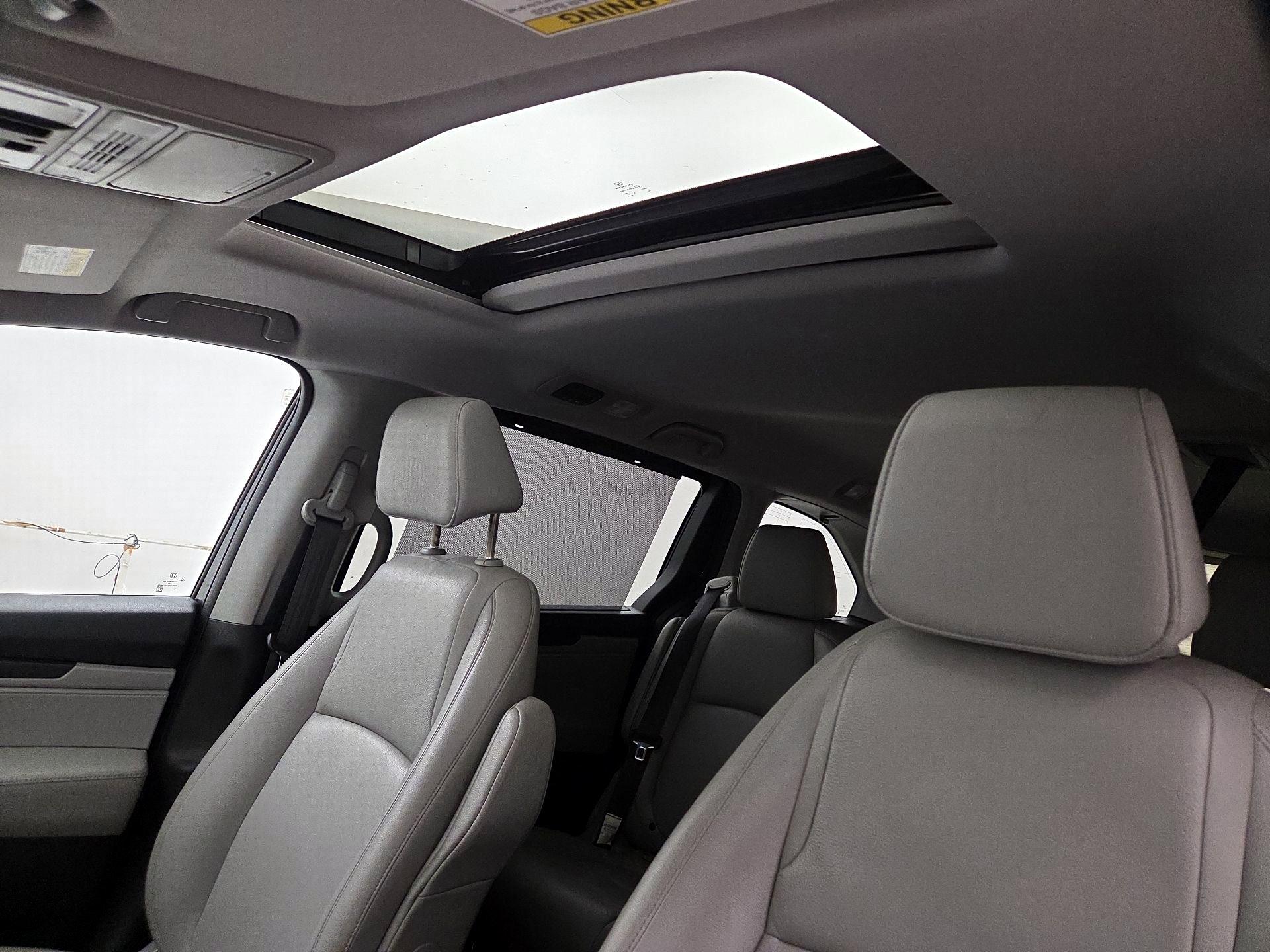 Thumbnail: 2018 Honda Odyssey - 19