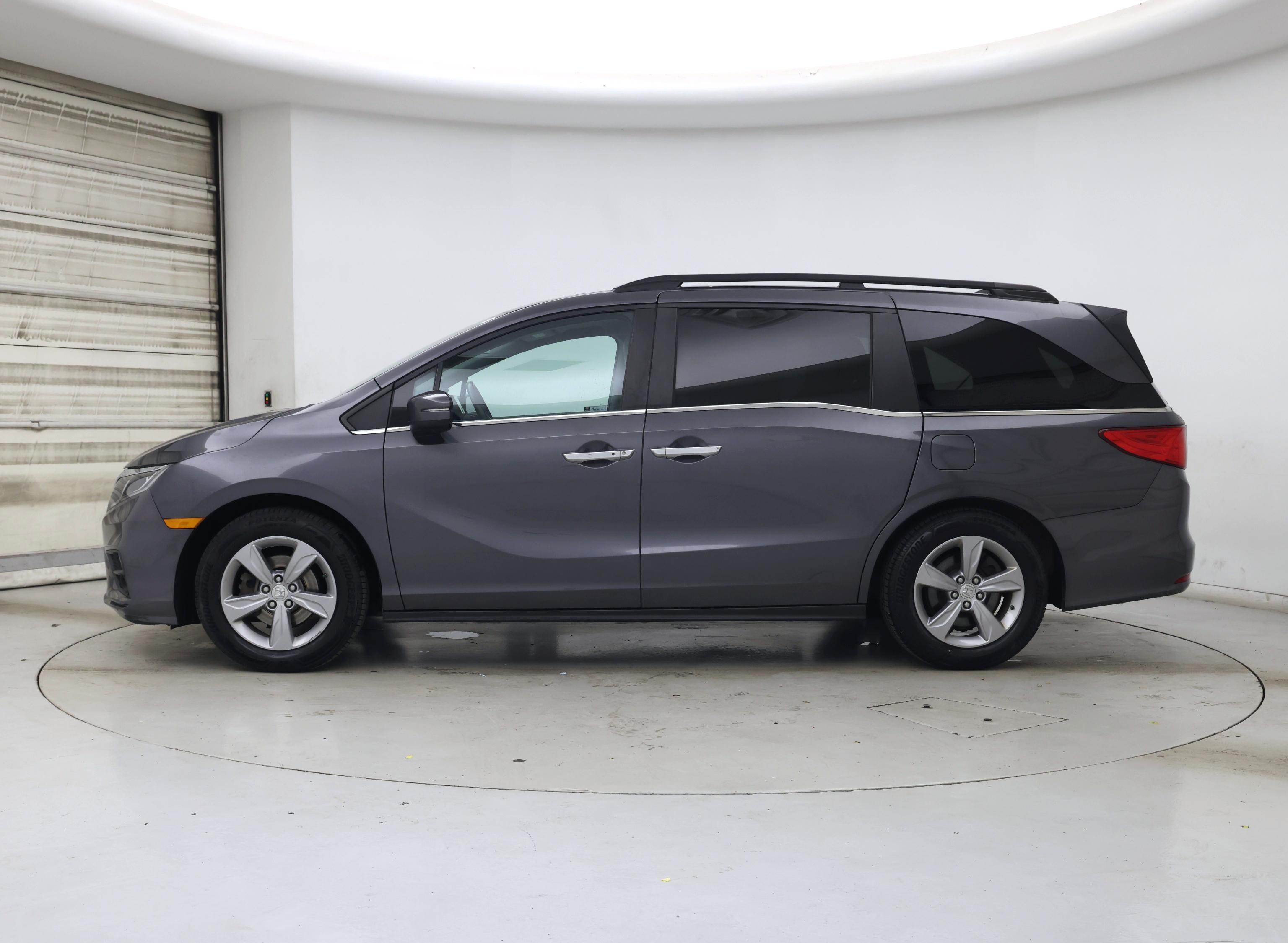 Thumbnail: 2018 Honda Odyssey - 3