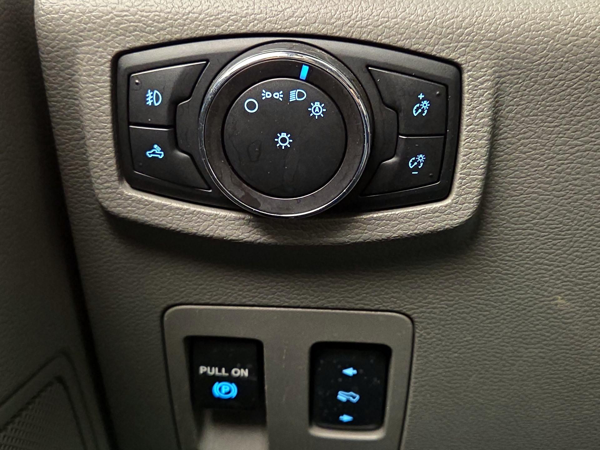 Thumbnail: 2018 Ford F-150 - 11