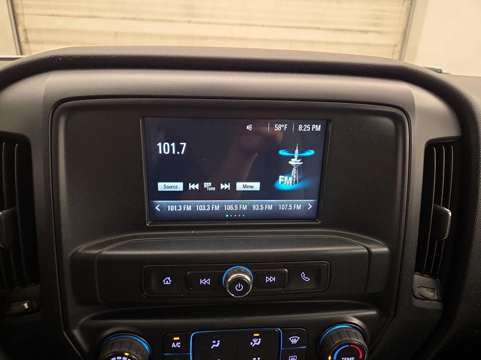 Thumbnail: 2018 Chevrolet Silverado 1500 - 15