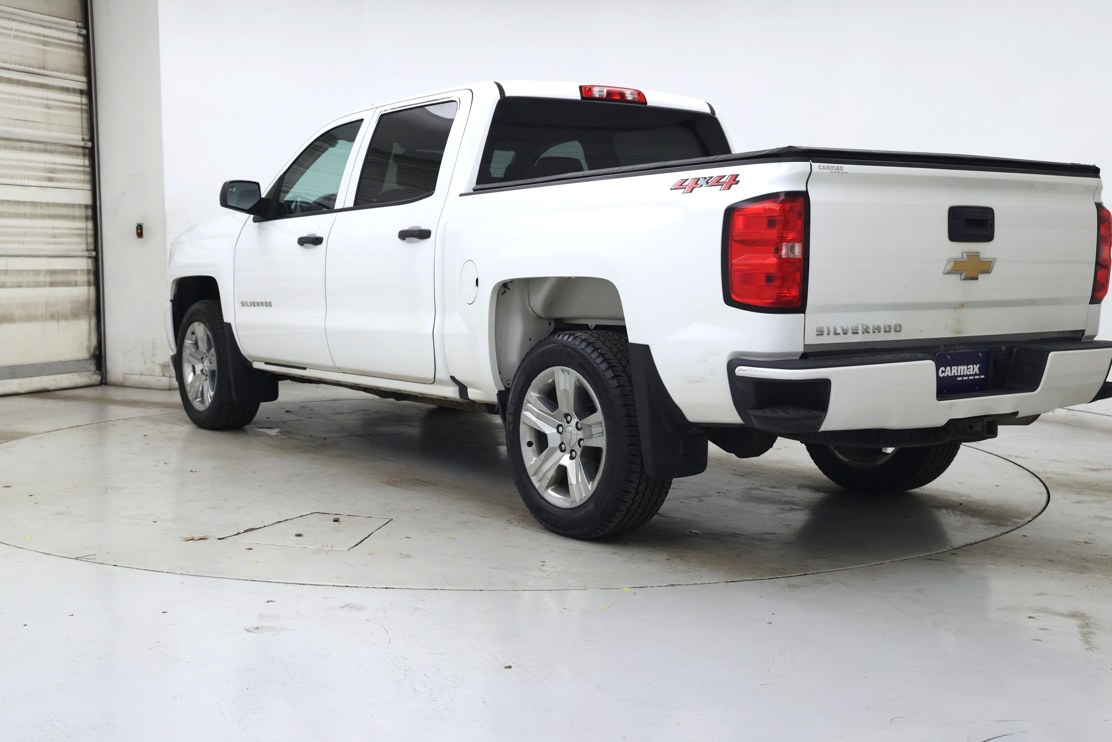 Thumbnail: 2018 Chevrolet Silverado 1500 - 2