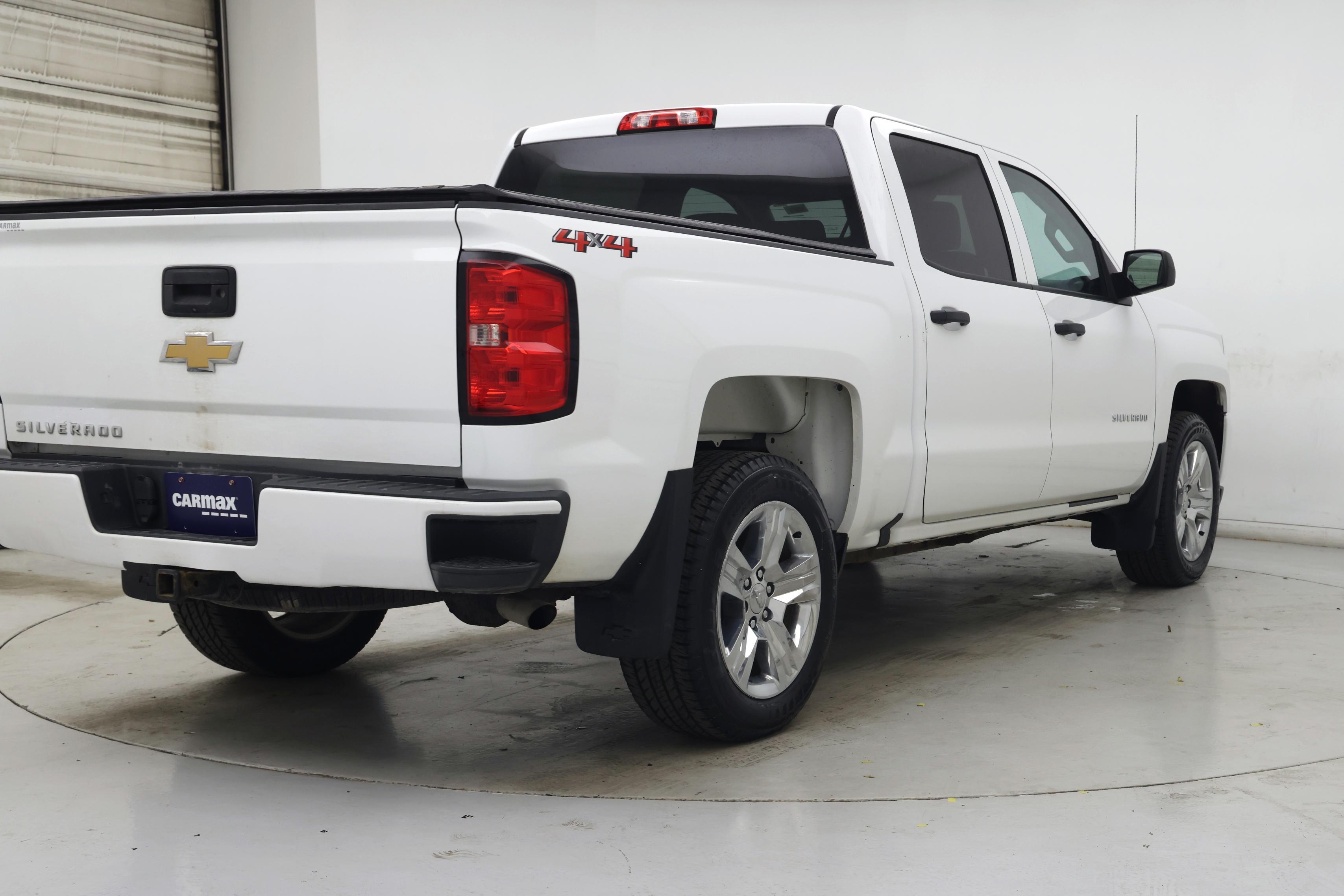 Thumbnail: 2018 Chevrolet Silverado 1500 - 8