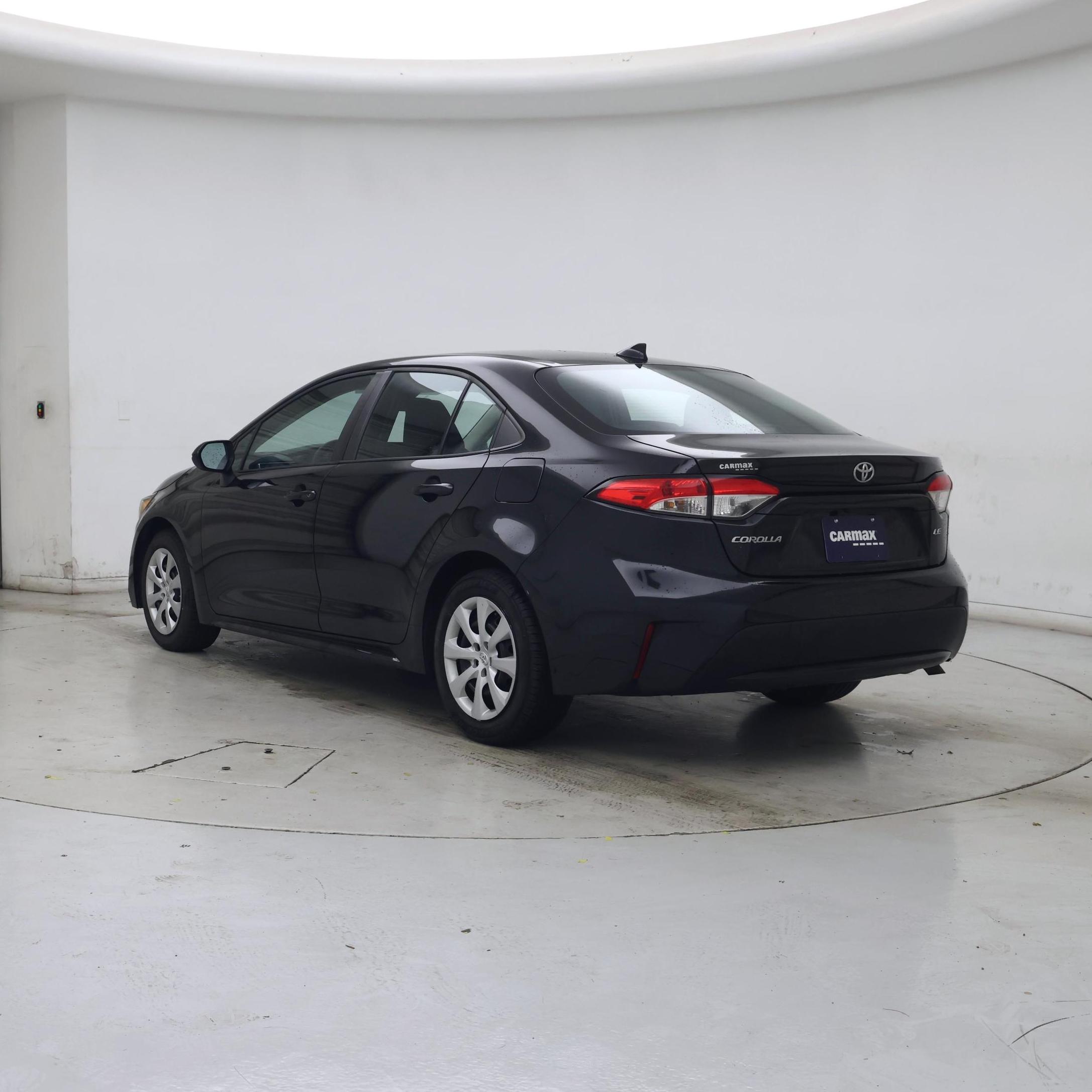 Thumbnail: 2021 Toyota Corolla - 2