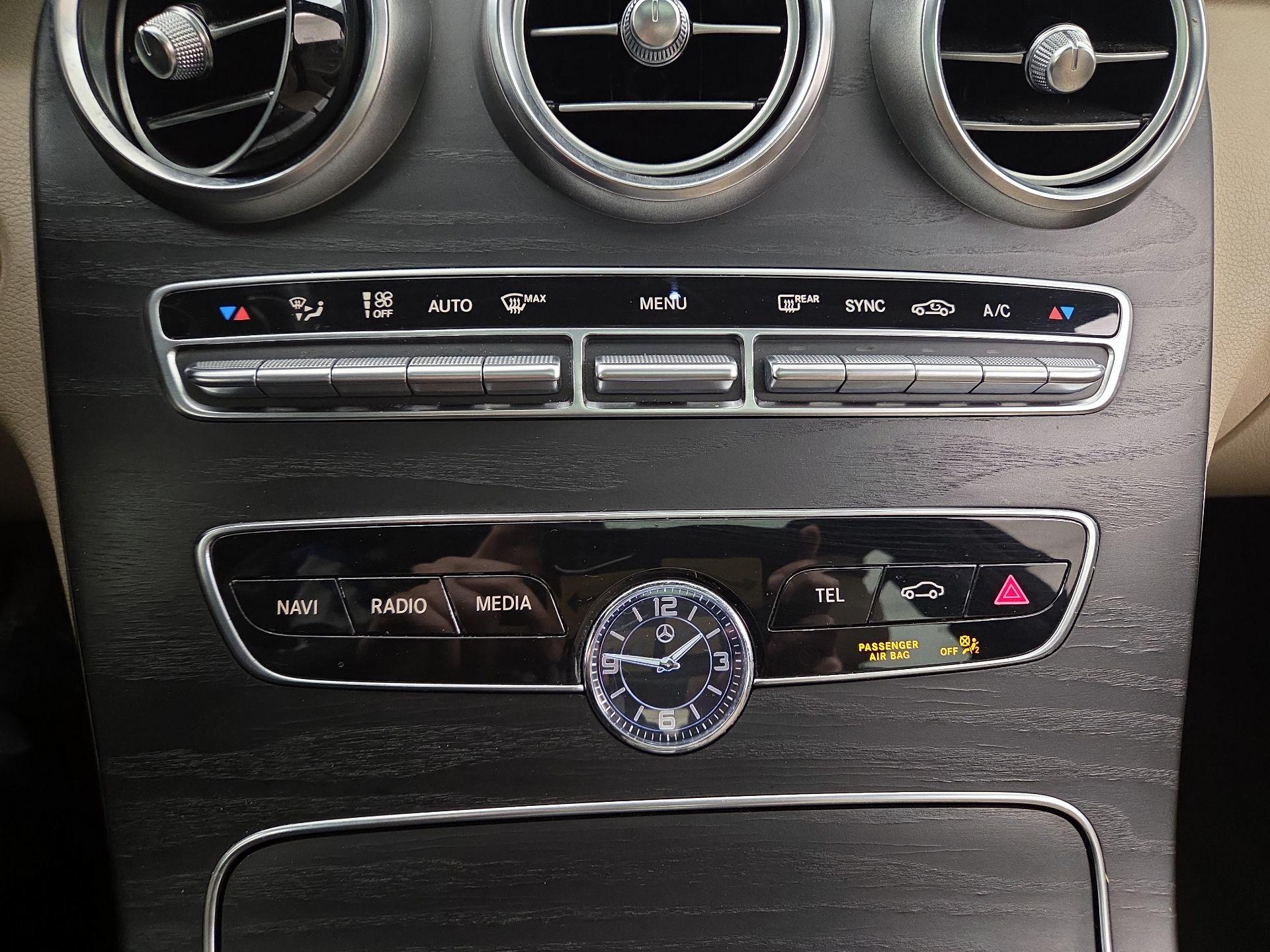 Thumbnail: 2019 Mercedes-Benz C-Class - 17