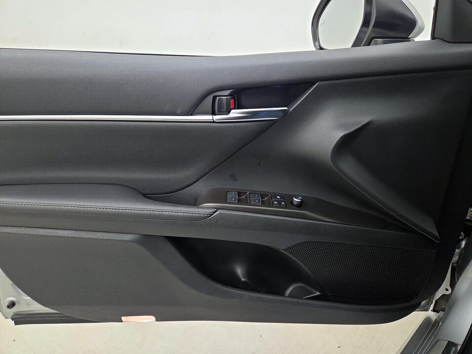 Thumbnail: 2024 Toyota Camry - 12