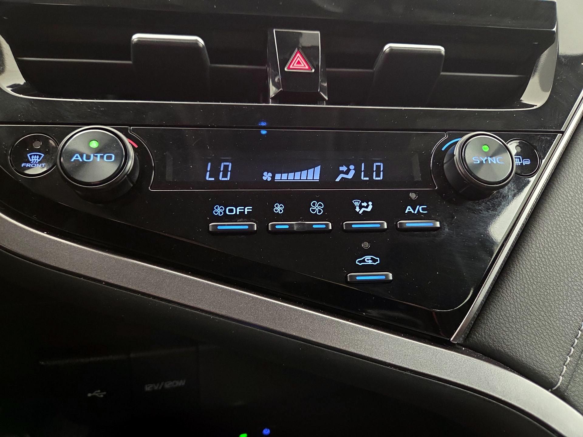 Thumbnail: 2024 Toyota Camry - 16