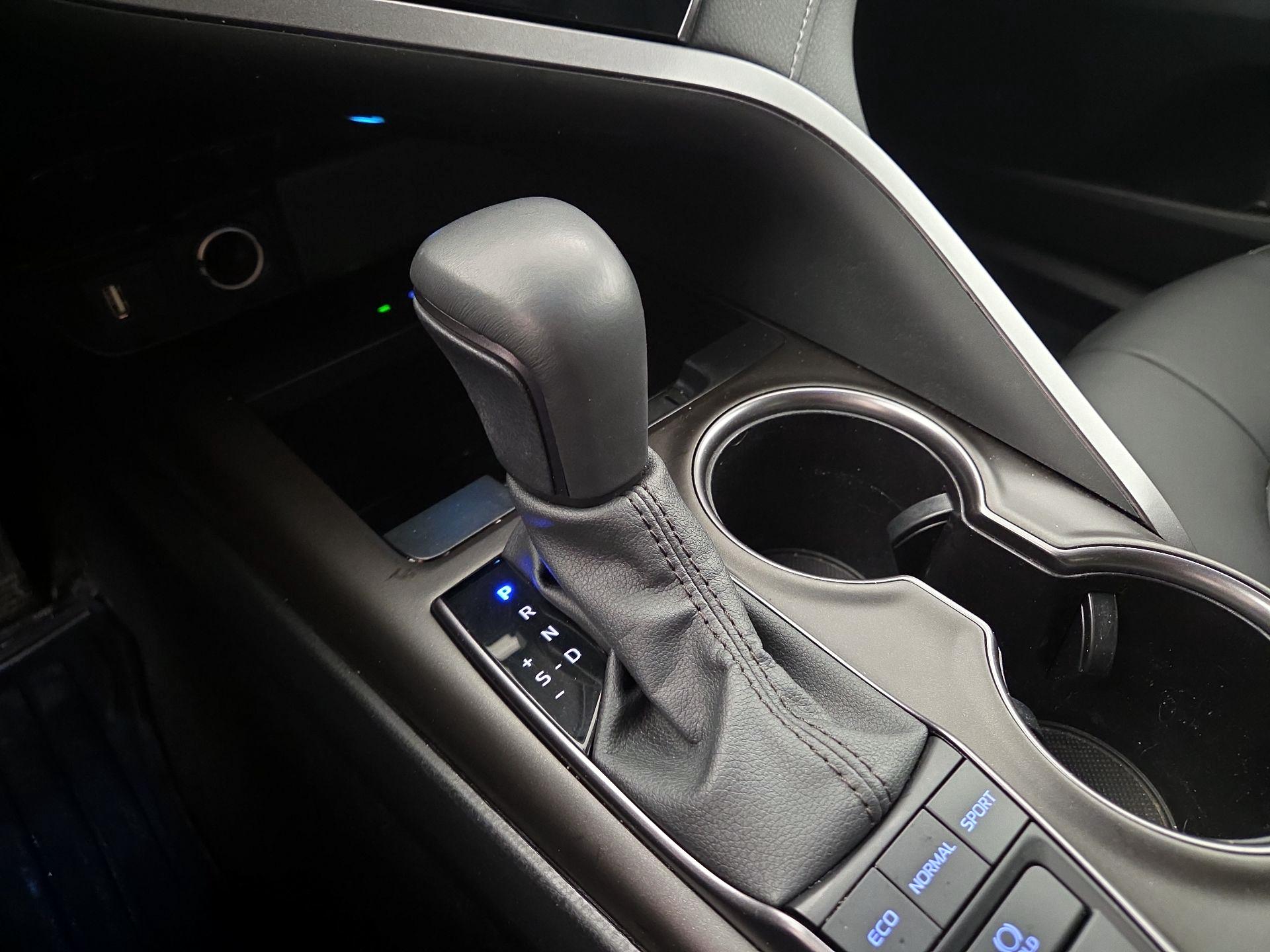 Thumbnail: 2024 Toyota Camry - 17