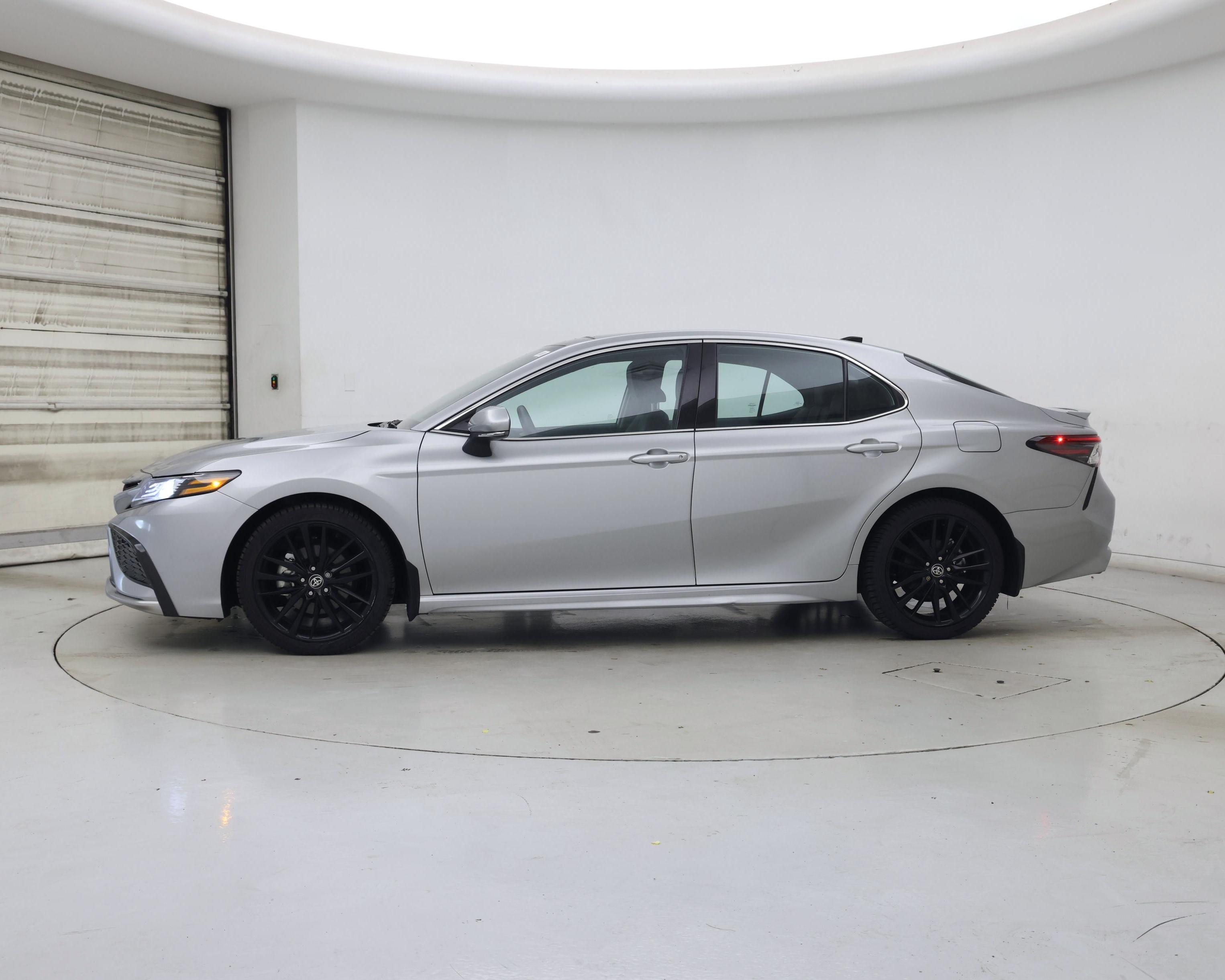 Thumbnail: 2024 Toyota Camry - 3