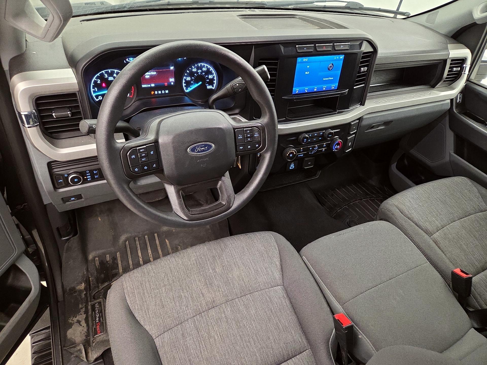 Thumbnail: 2023 Ford F-250 - 9