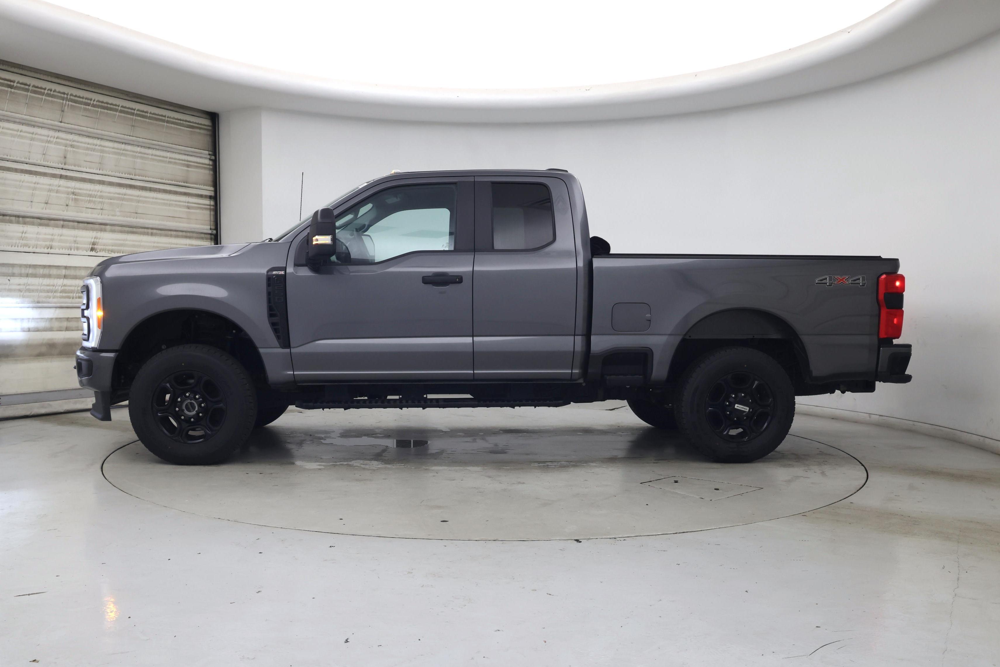 Thumbnail: 2023 Ford F-250 - 3
