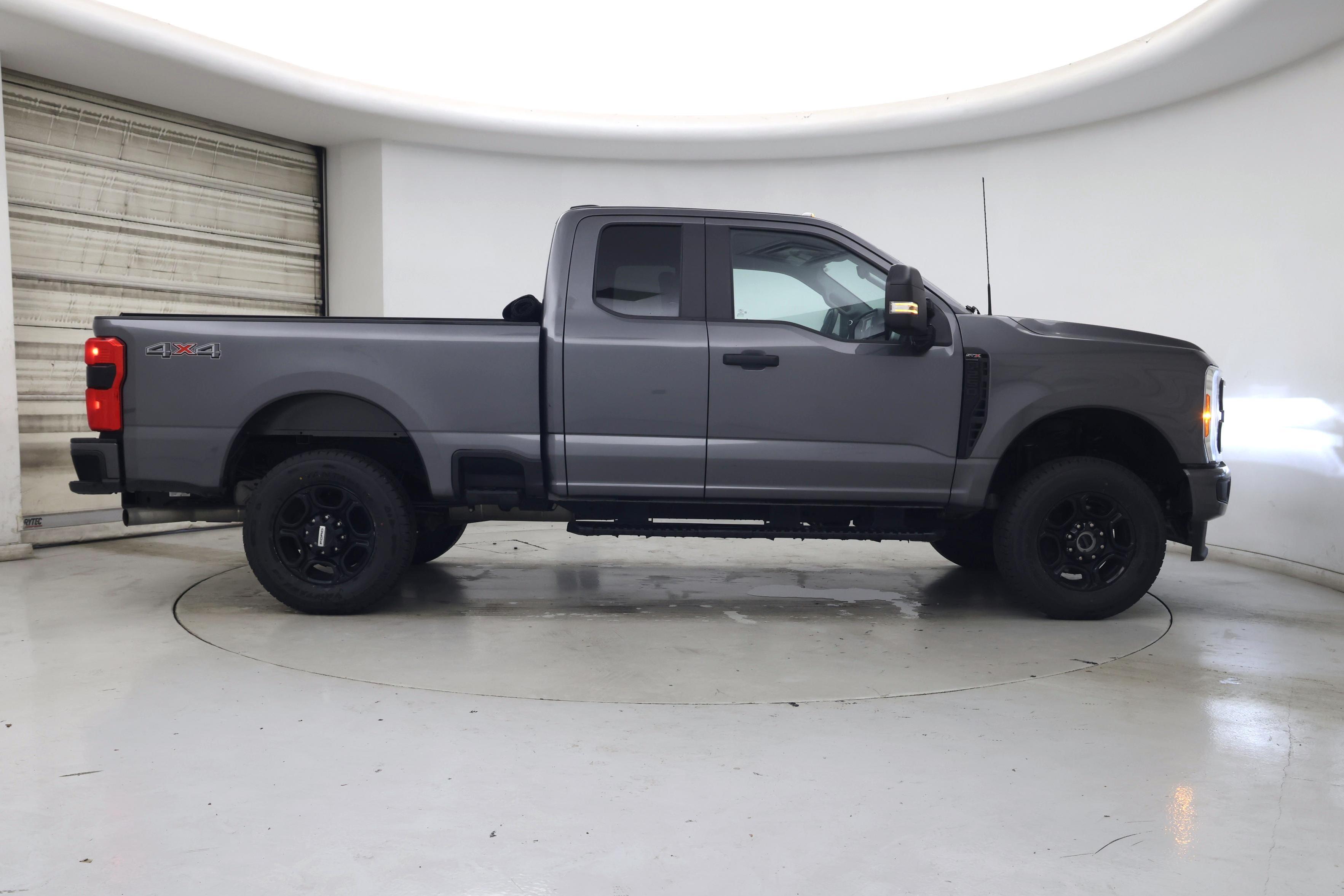 Thumbnail: 2023 Ford F-250 - 7