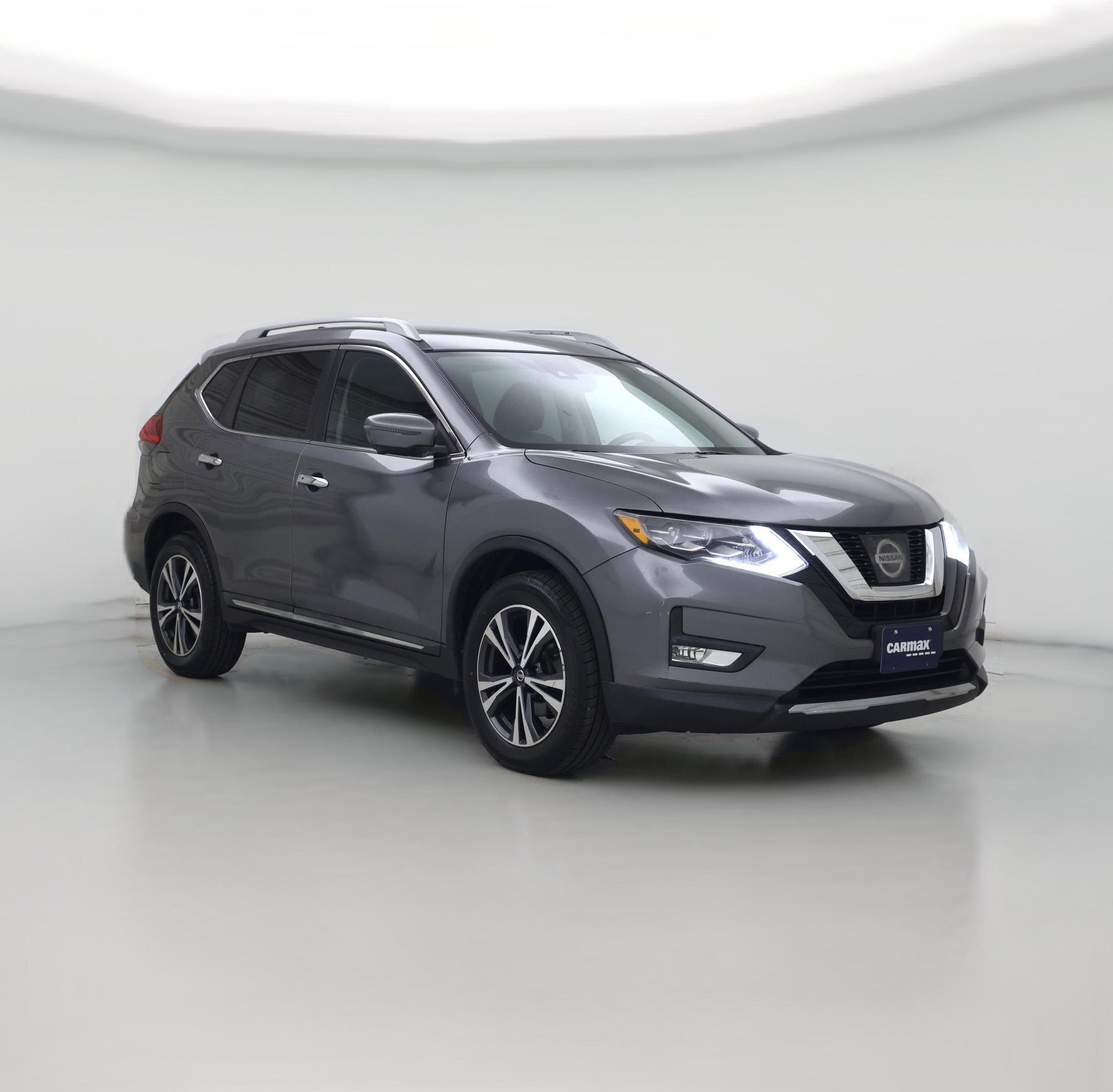 Thumbnail: 2017 Nissan Rogue - 1