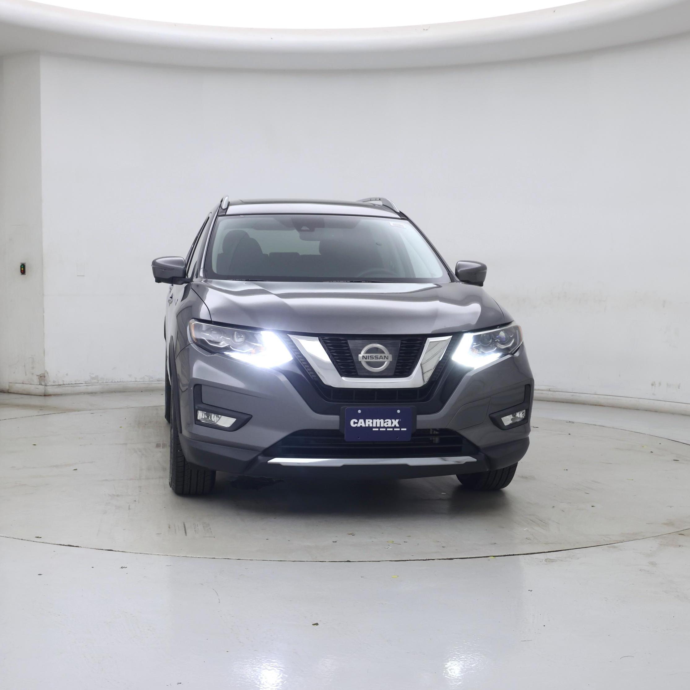 Thumbnail: 2017 Nissan Rogue - 5