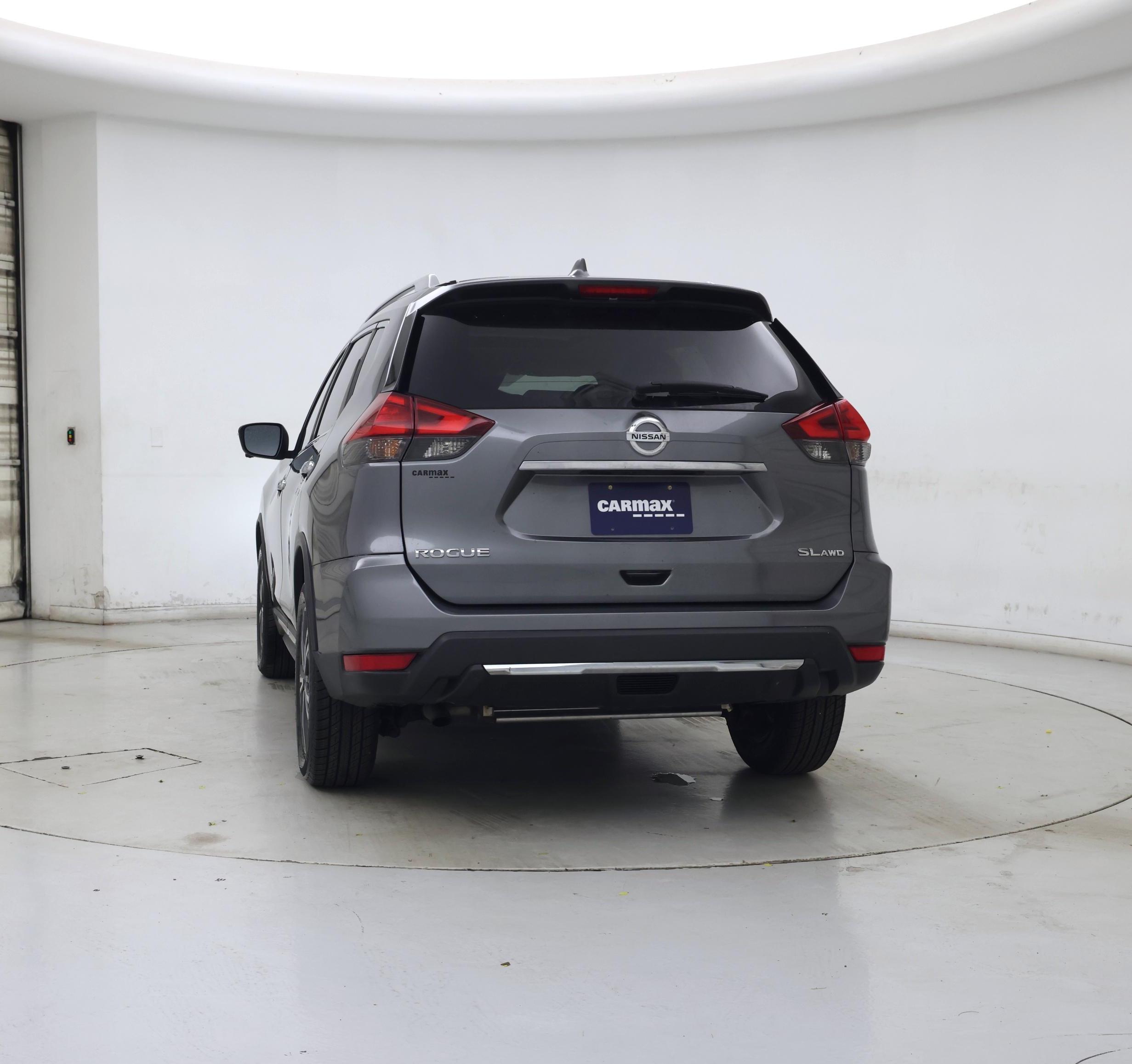 Thumbnail: 2017 Nissan Rogue - 6