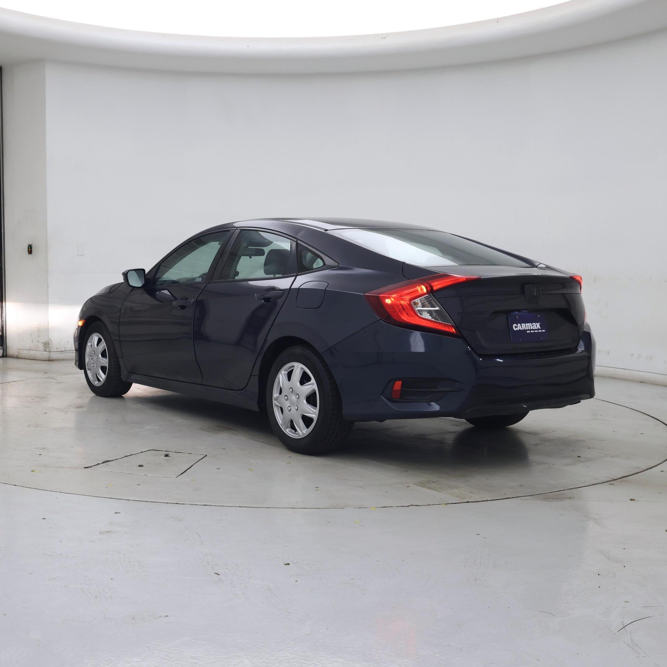 Thumbnail: 2019 Honda Civic - 2