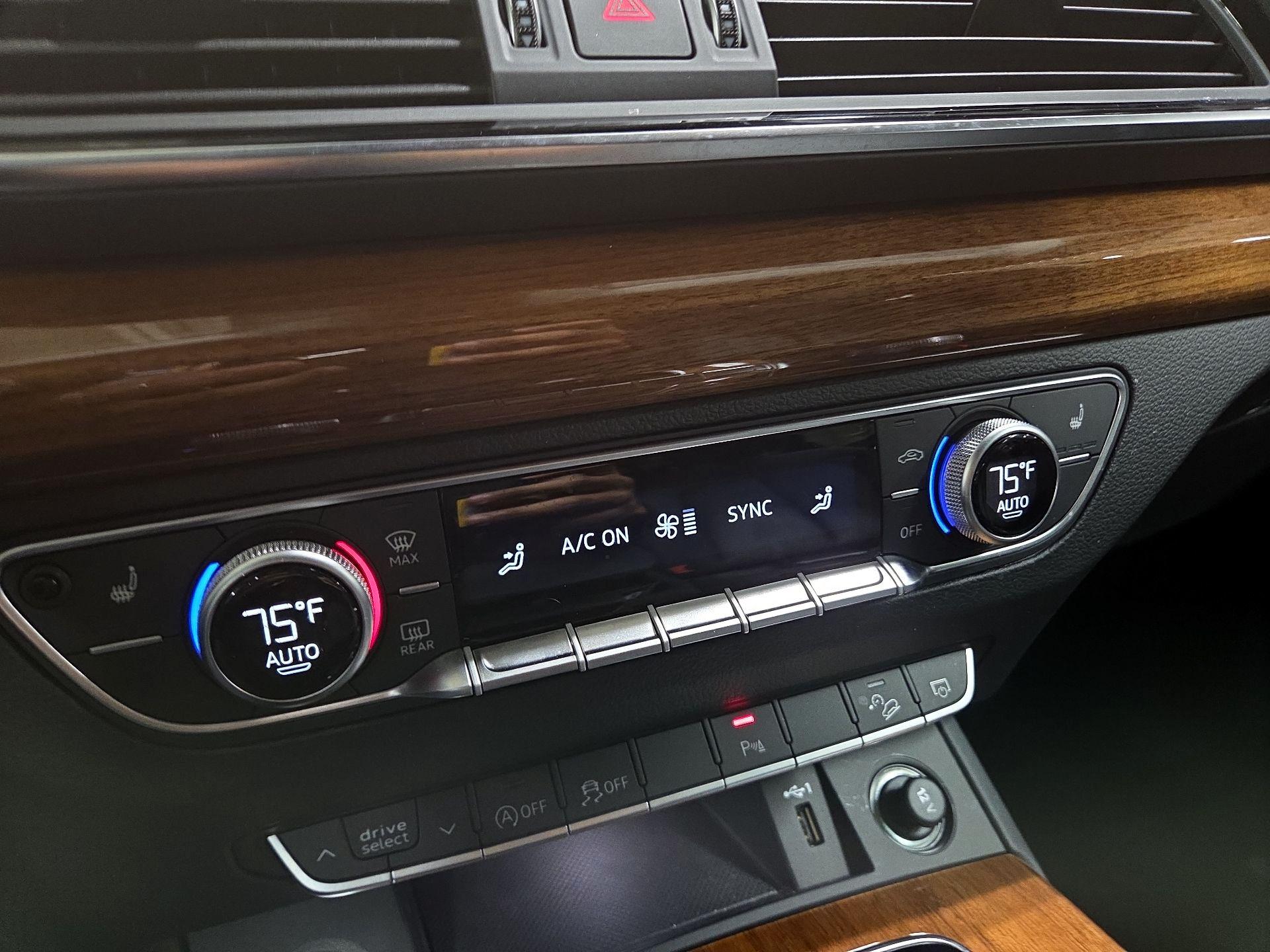 Thumbnail: 2023 Audi Q5 - 17