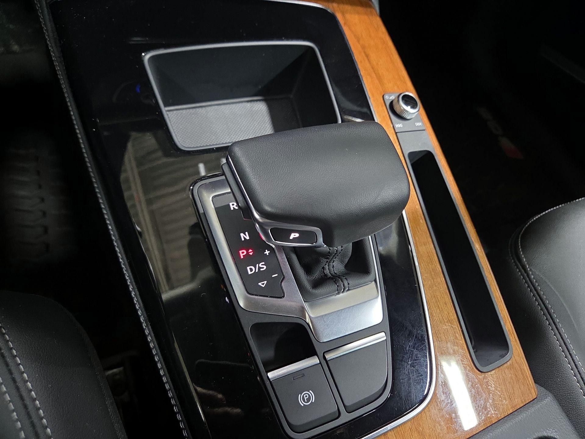 Thumbnail: 2023 Audi Q5 - 18