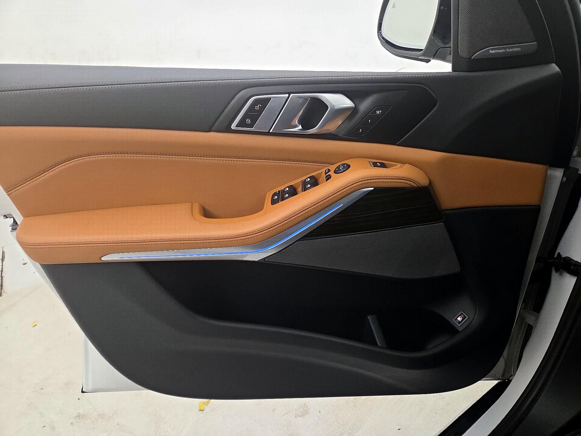 Thumbnail: 2023 BMW X5 - 12