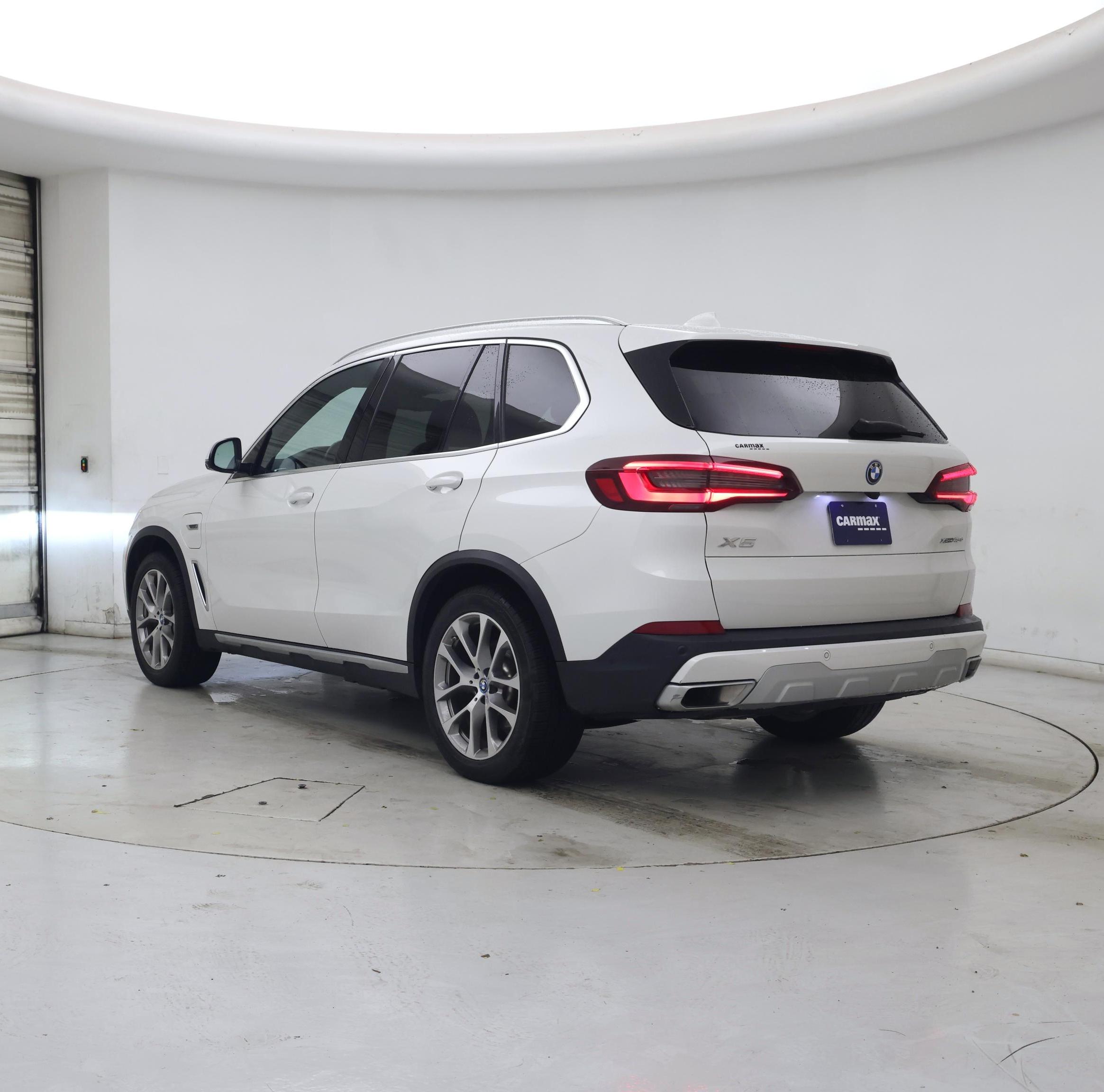 Thumbnail: 2023 BMW X5 - 2