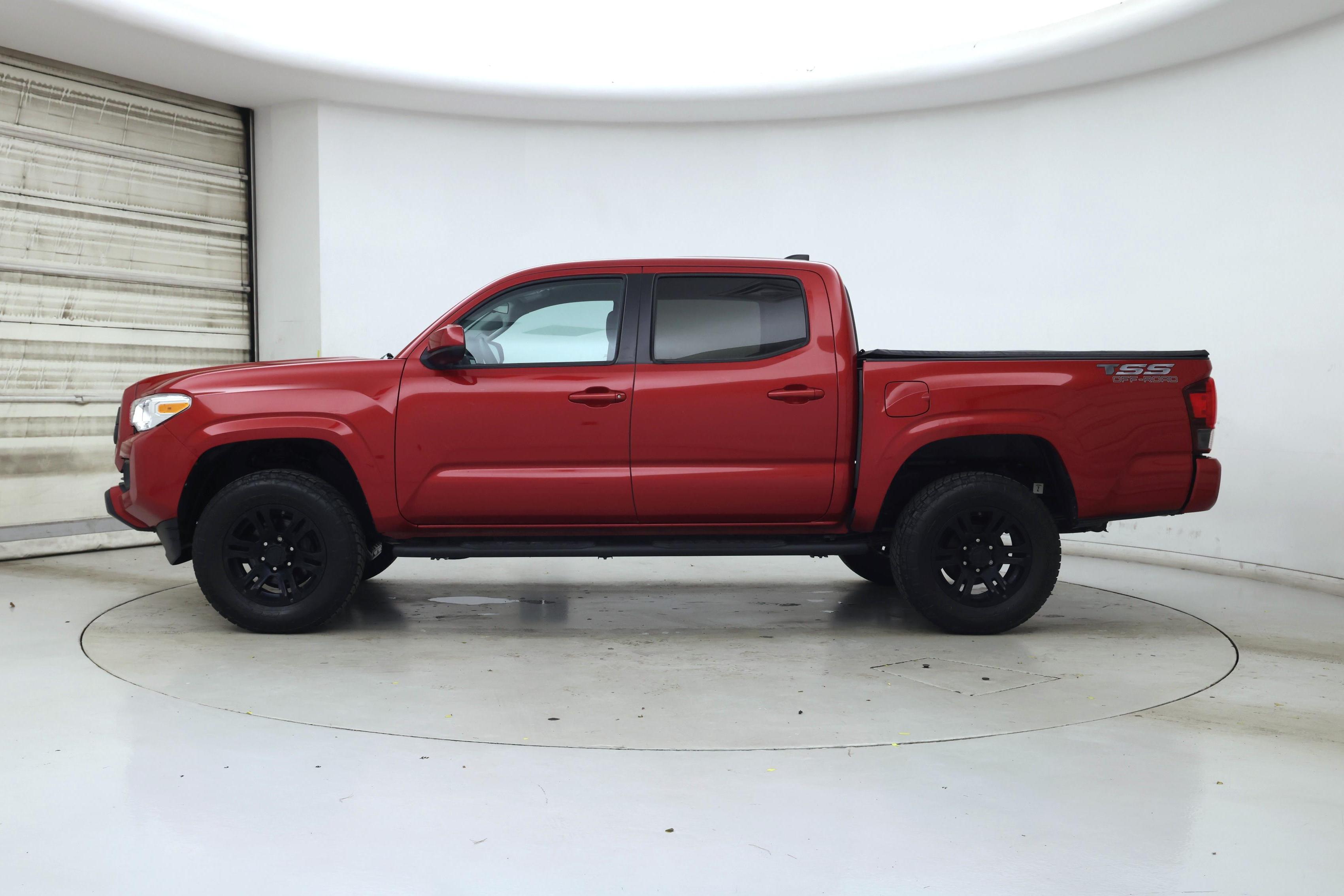 Thumbnail: 2021 Toyota Tacoma - 3