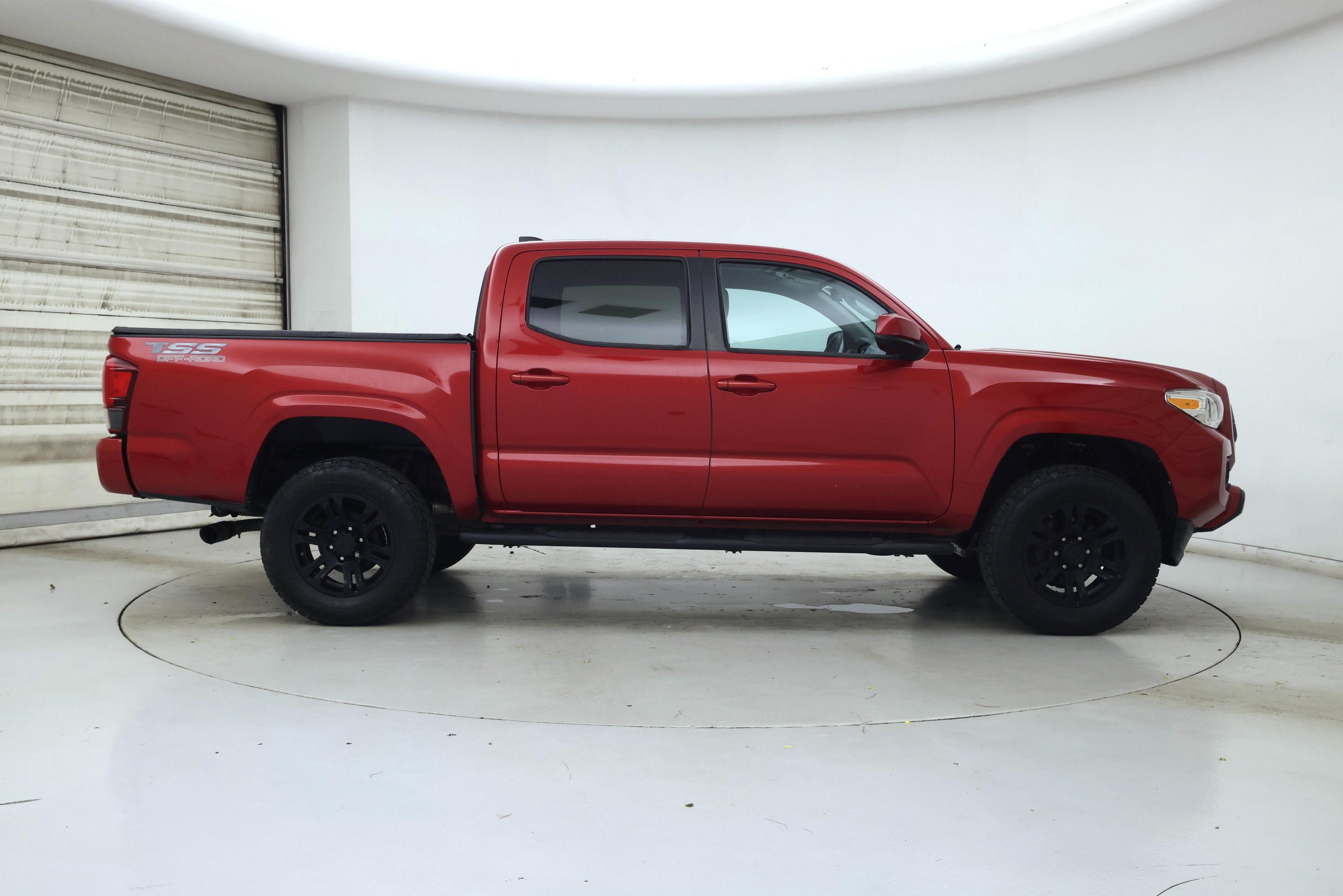 Thumbnail: 2021 Toyota Tacoma - 7