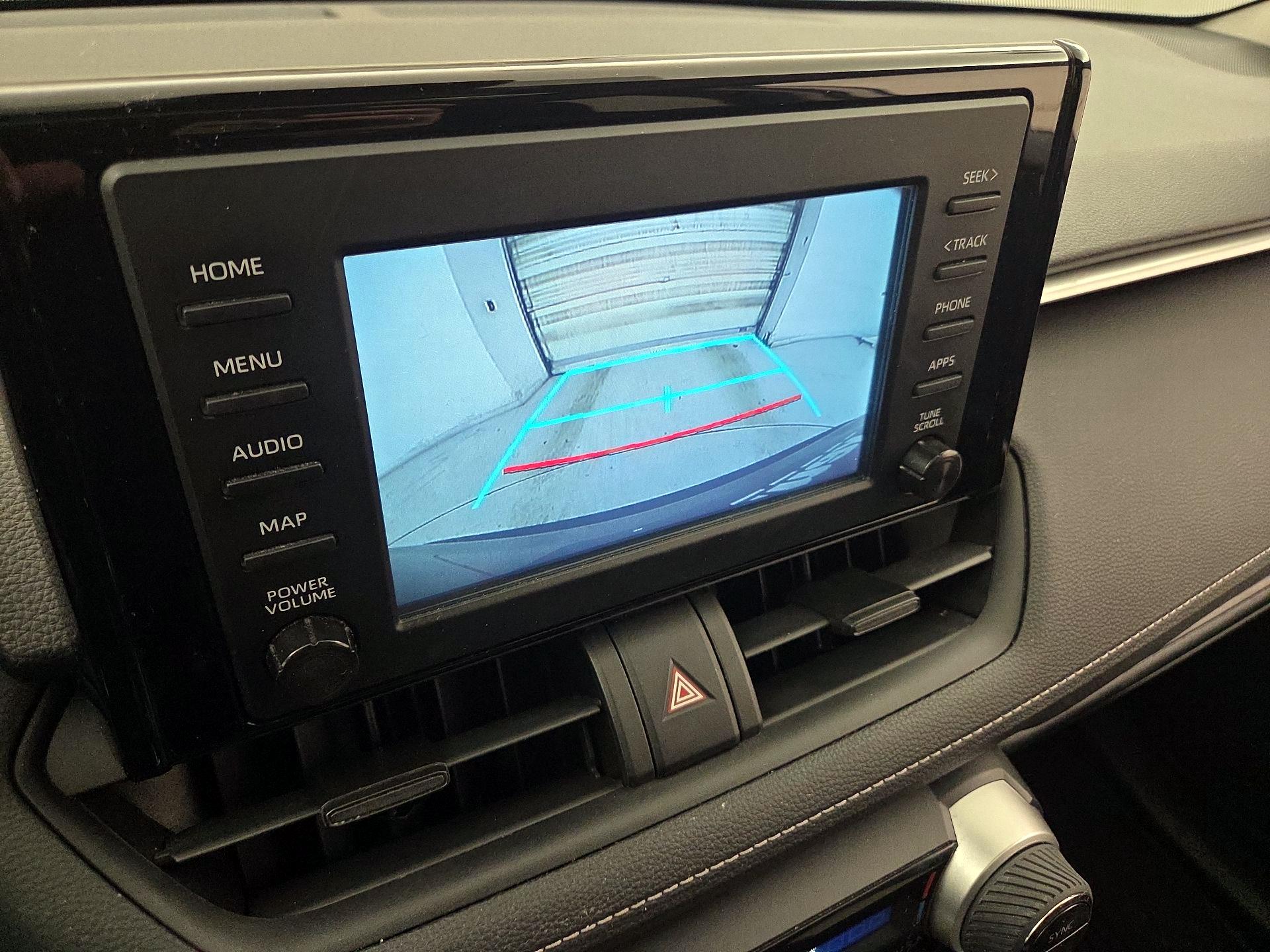 Thumbnail: 2019 Toyota RAV4 - 14