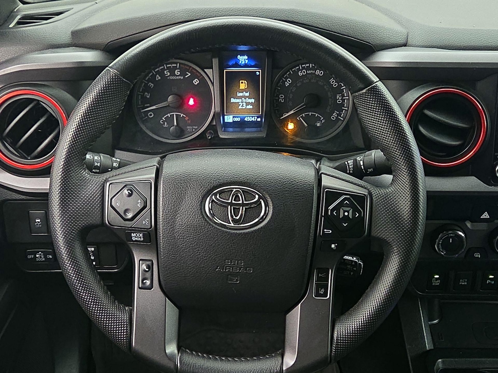 2021 Toyota Tacoma TRD Sport - Photo 11