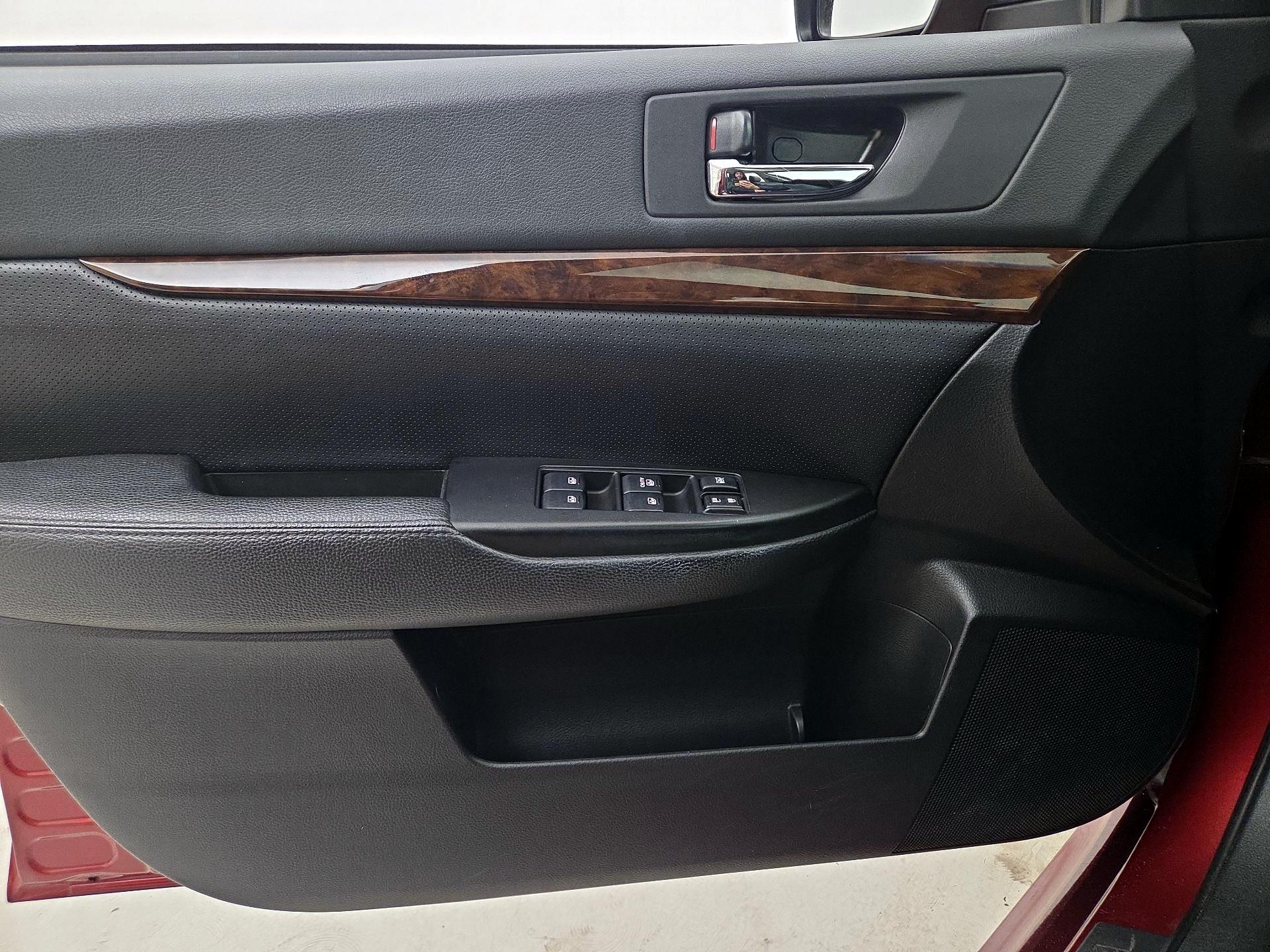 Thumbnail: 2014 Subaru Legacy - 12