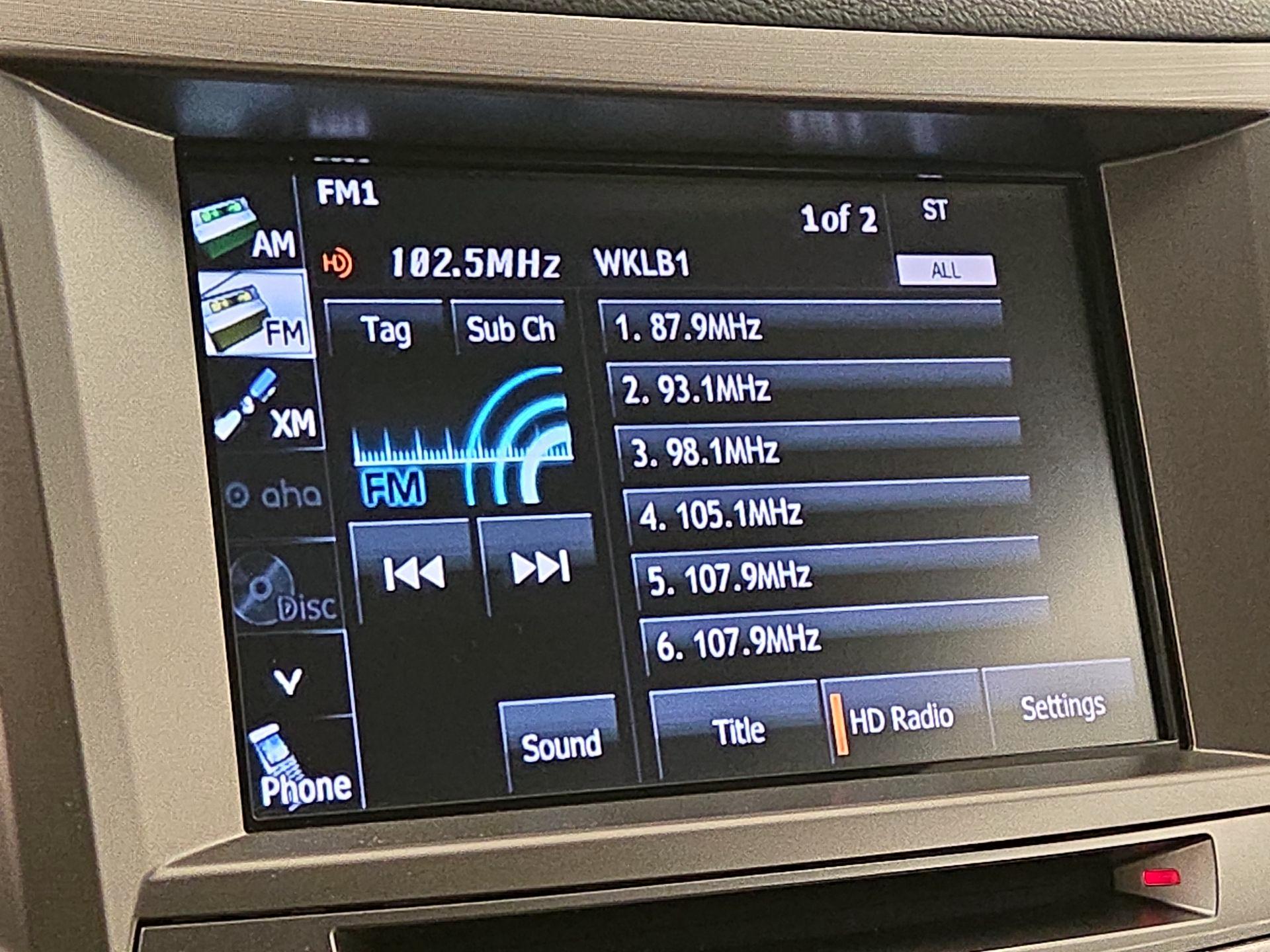 Thumbnail: 2014 Subaru Legacy - 16