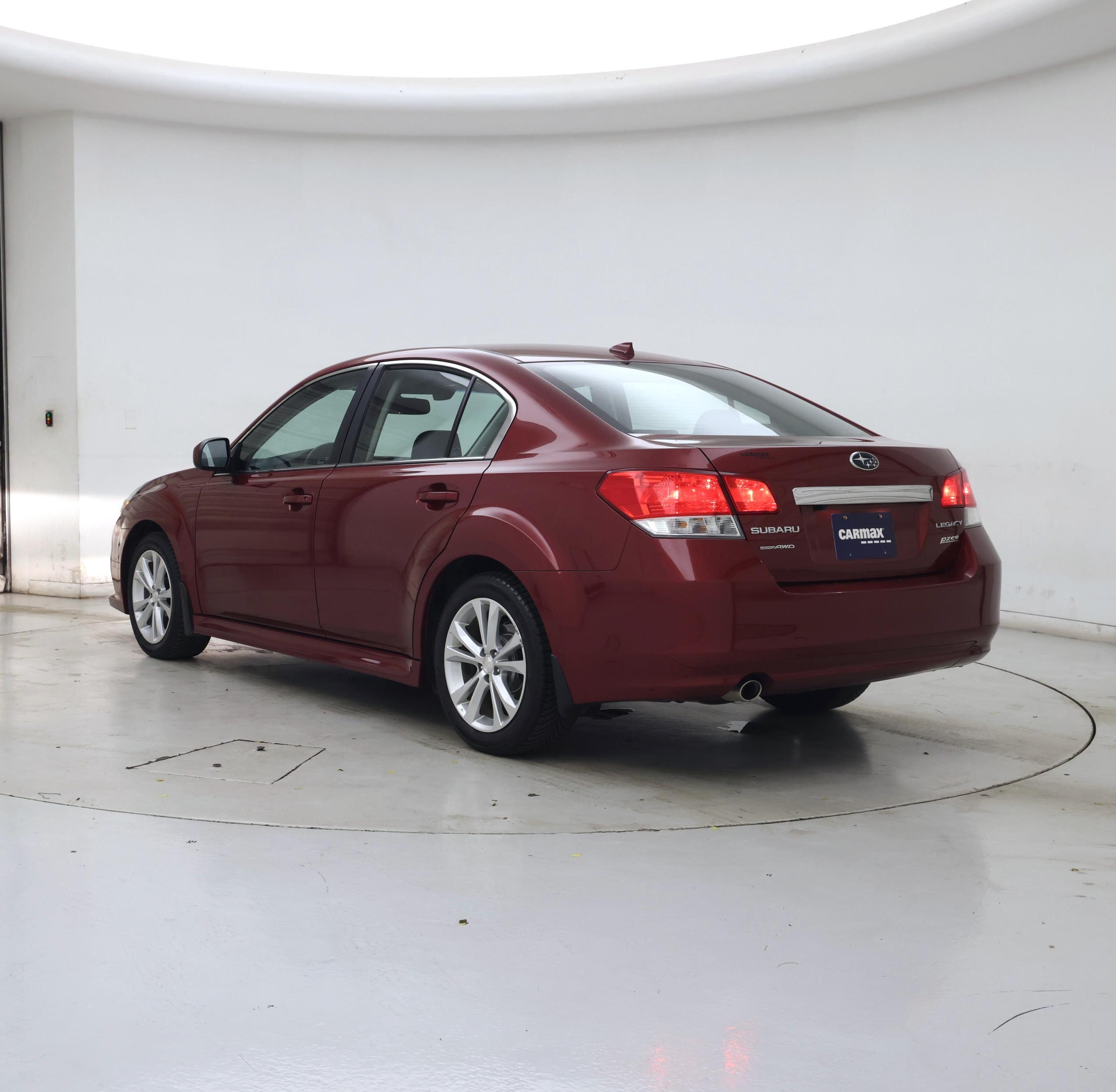 Thumbnail: 2014 Subaru Legacy - 2