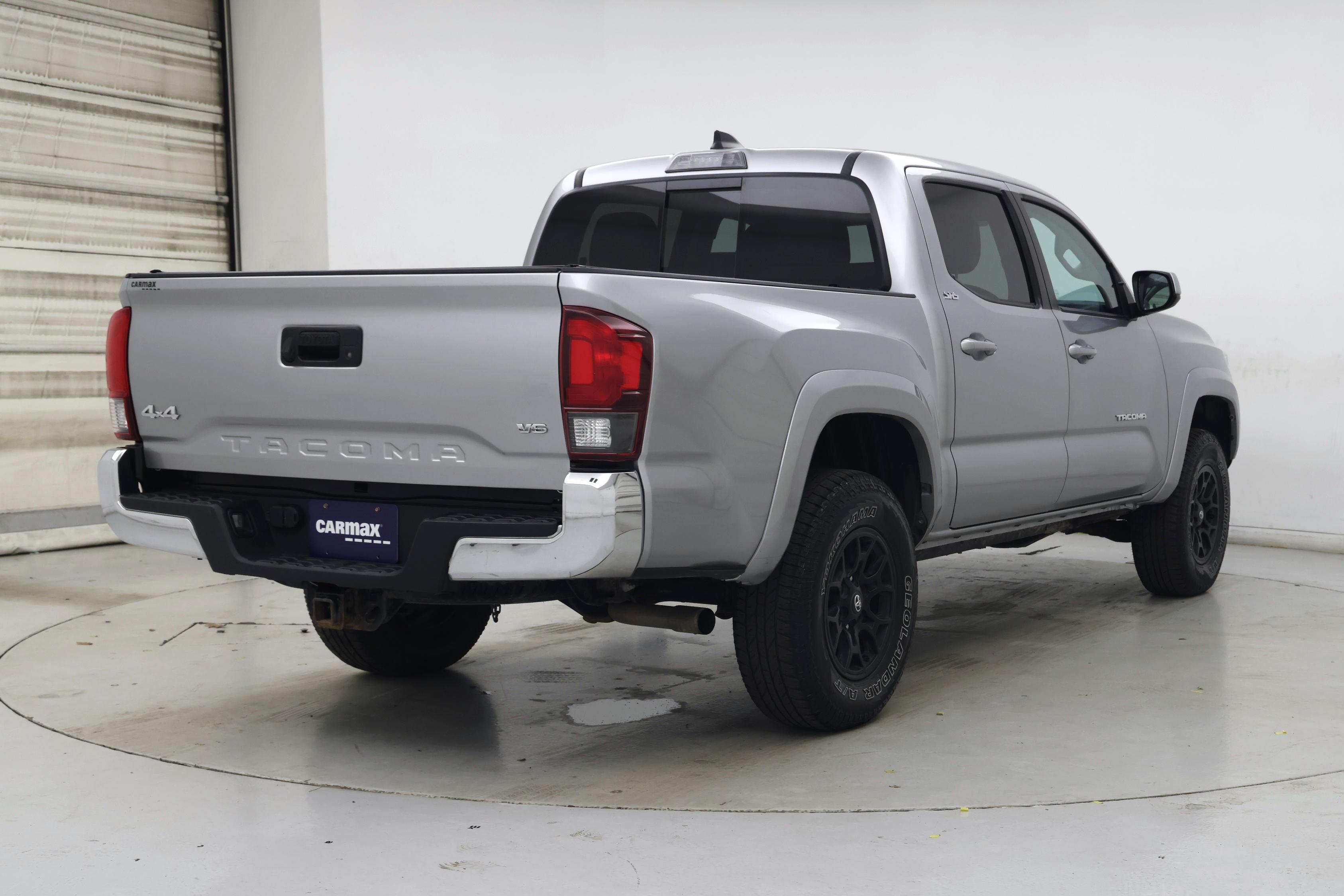 Thumbnail: 2022 Toyota Tacoma - 8