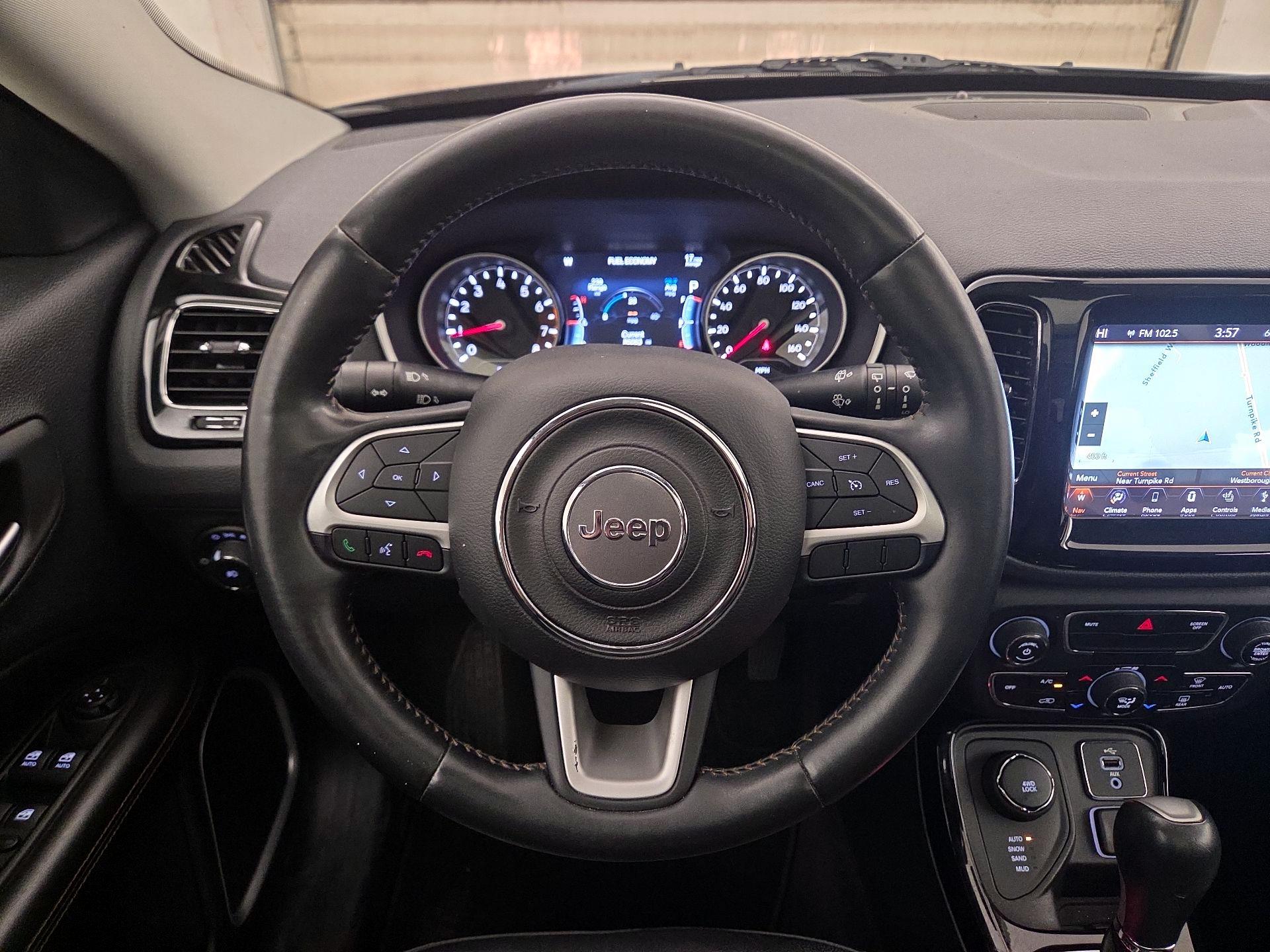 Thumbnail: 2018 Jeep Compass - 10