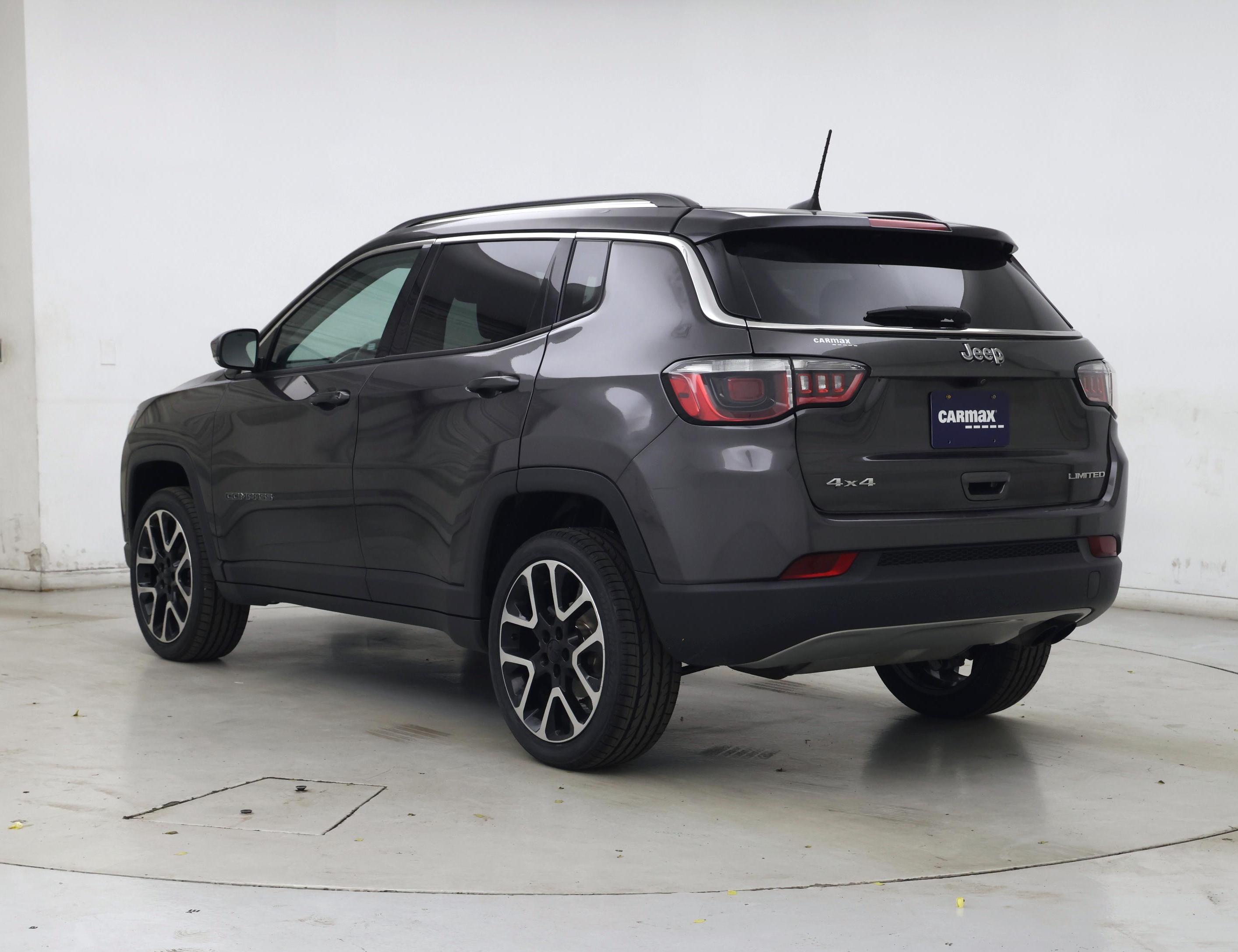 Thumbnail: 2018 Jeep Compass - 2